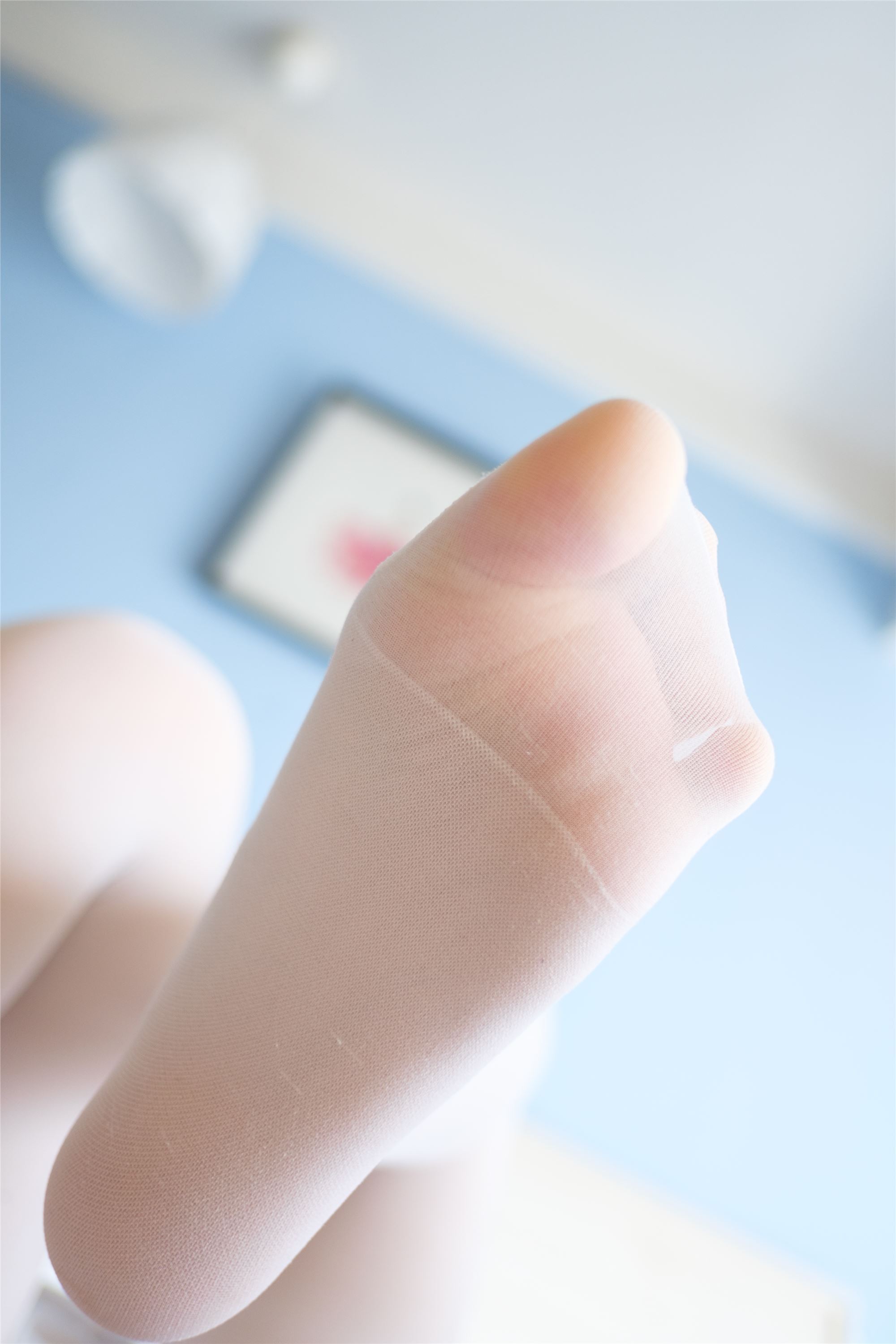 [森萝财团]萝莉丝足写真BETA-017