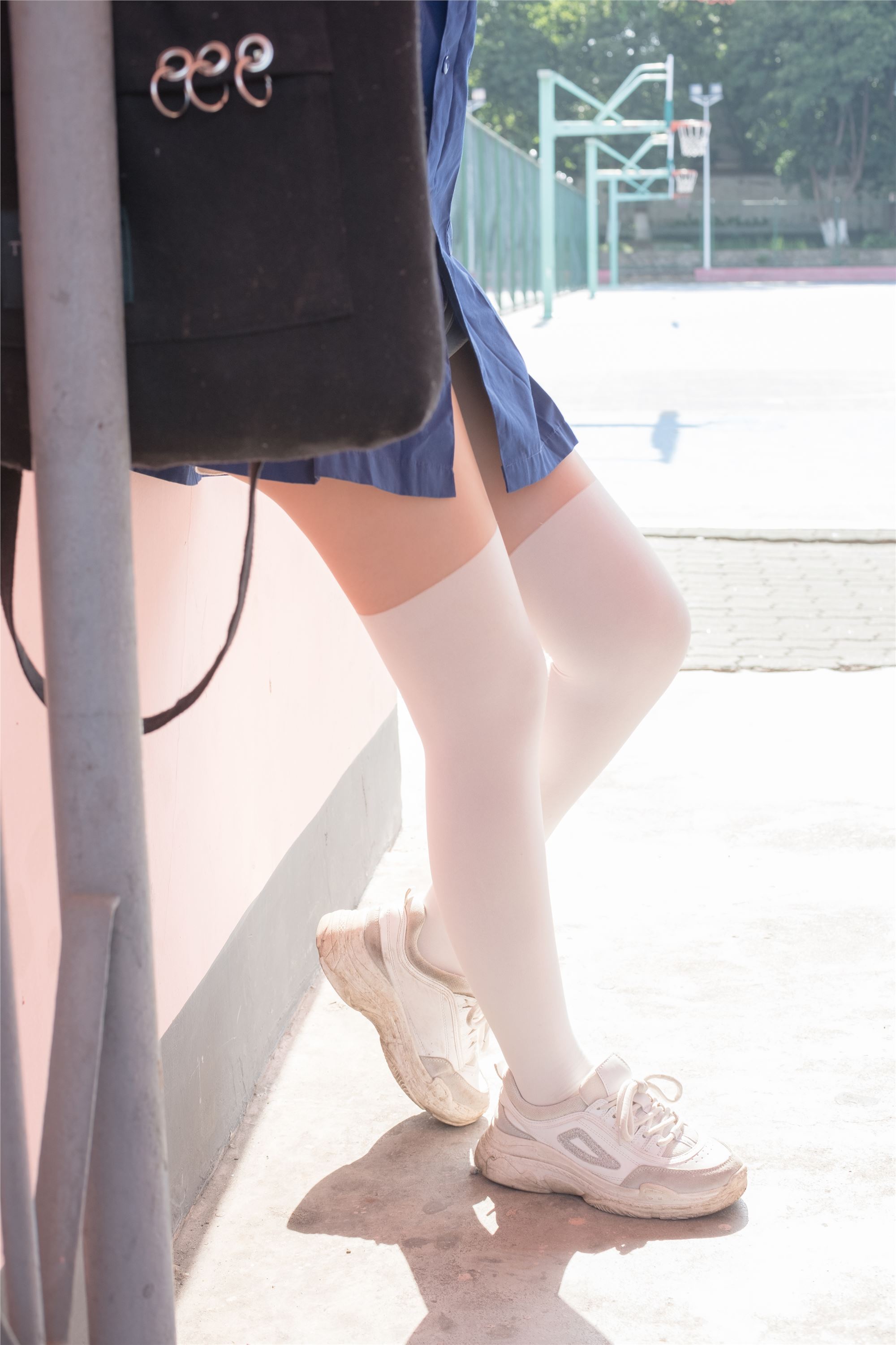 [森萝财团]萝莉丝足写真 BETA-018