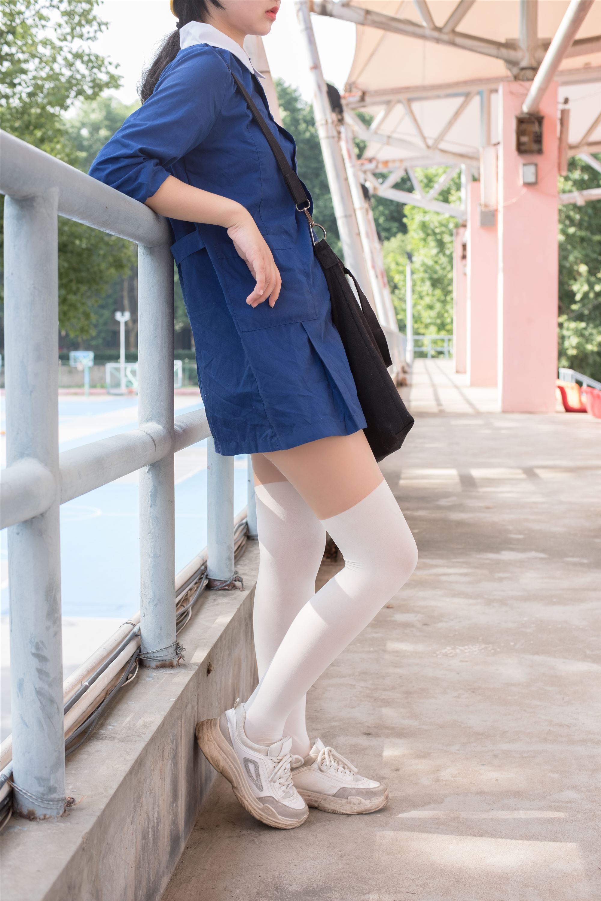 [森萝财团]萝莉丝足写真 BETA-018