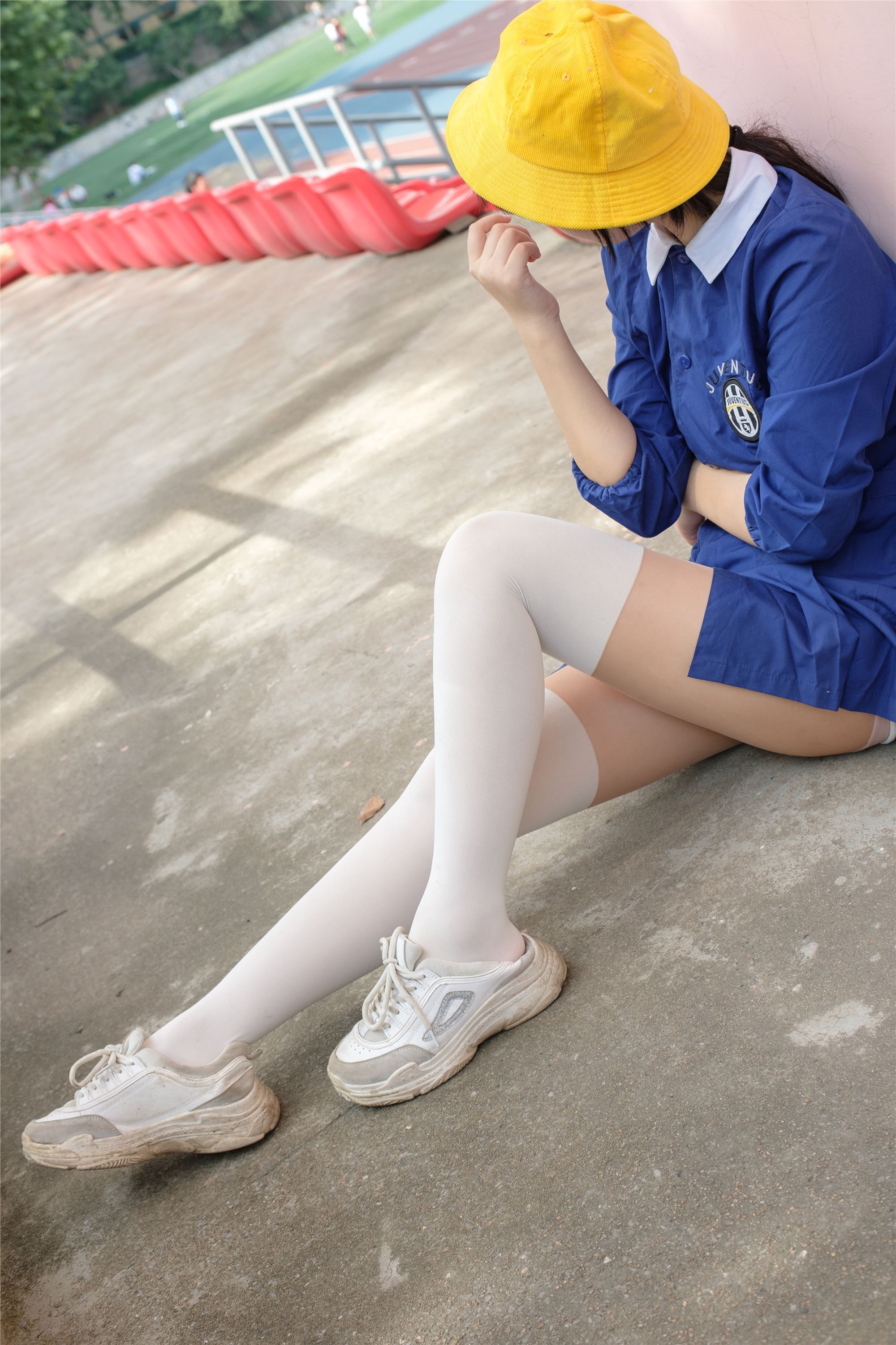 [森萝财团]萝莉丝足写真 BETA-018