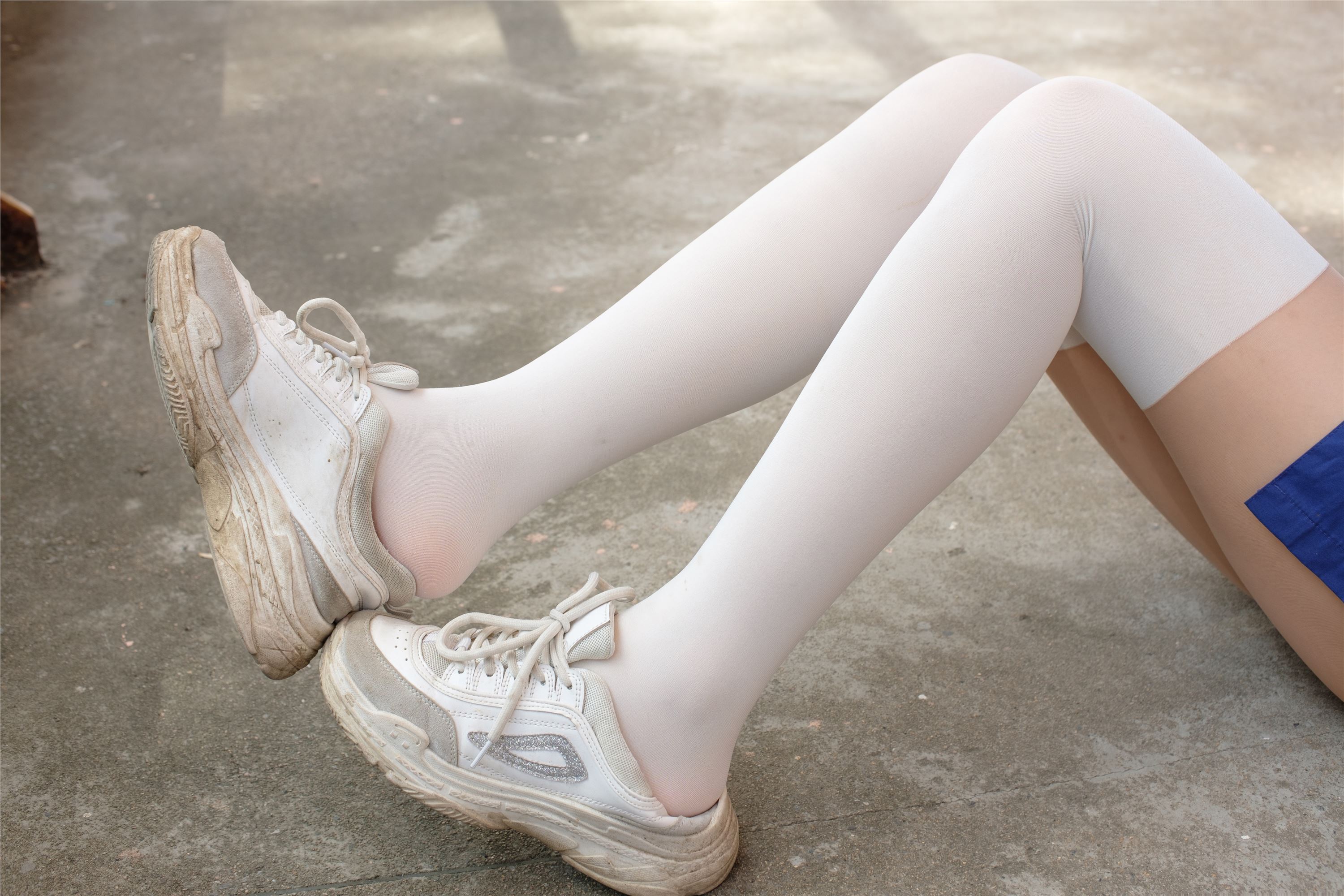 [森萝财团]萝莉丝足写真 BETA-018