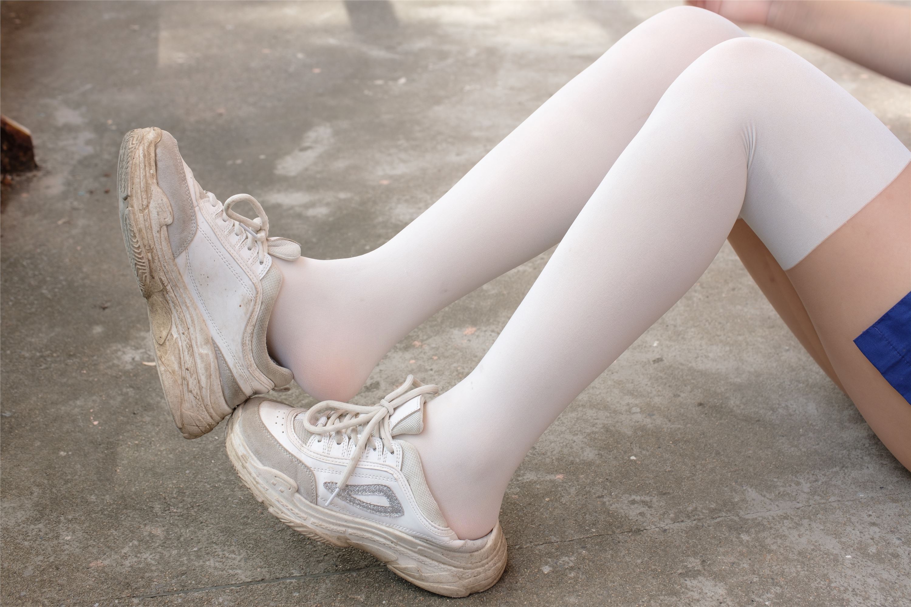 [森萝财团]萝莉丝足写真 BETA-018