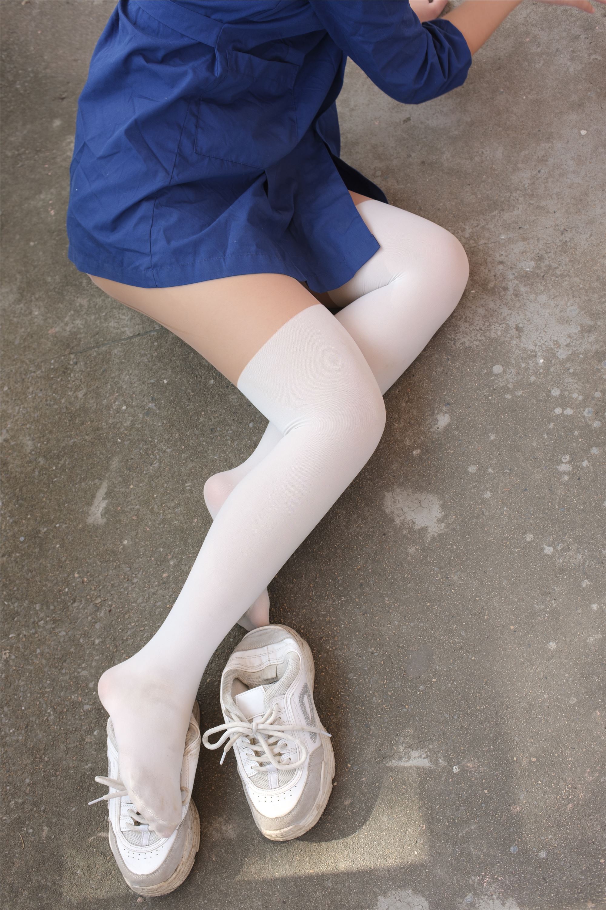 [森萝财团]萝莉丝足写真 BETA-018