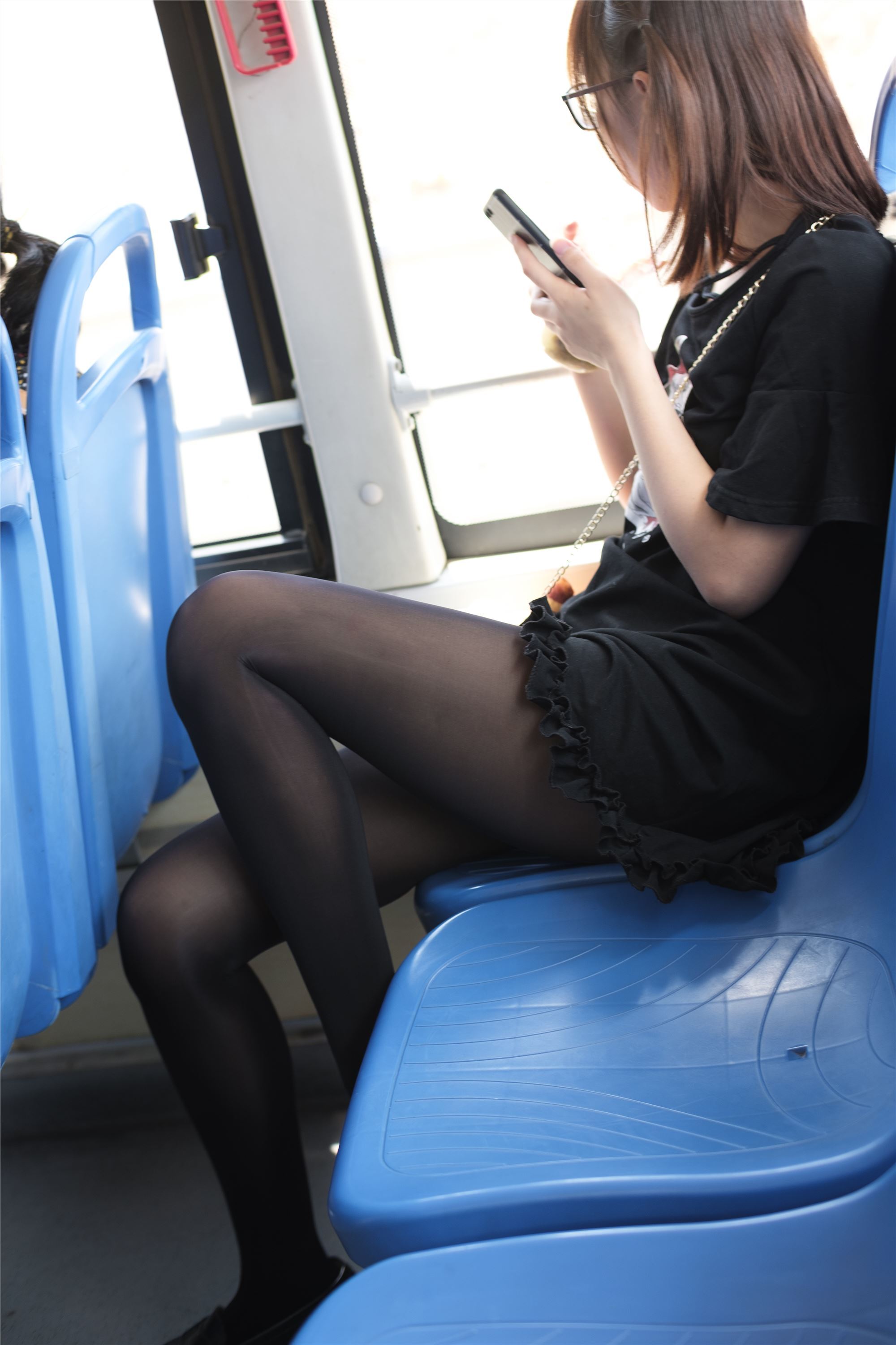 [森萝财团]萝莉丝足写真 BETA-019