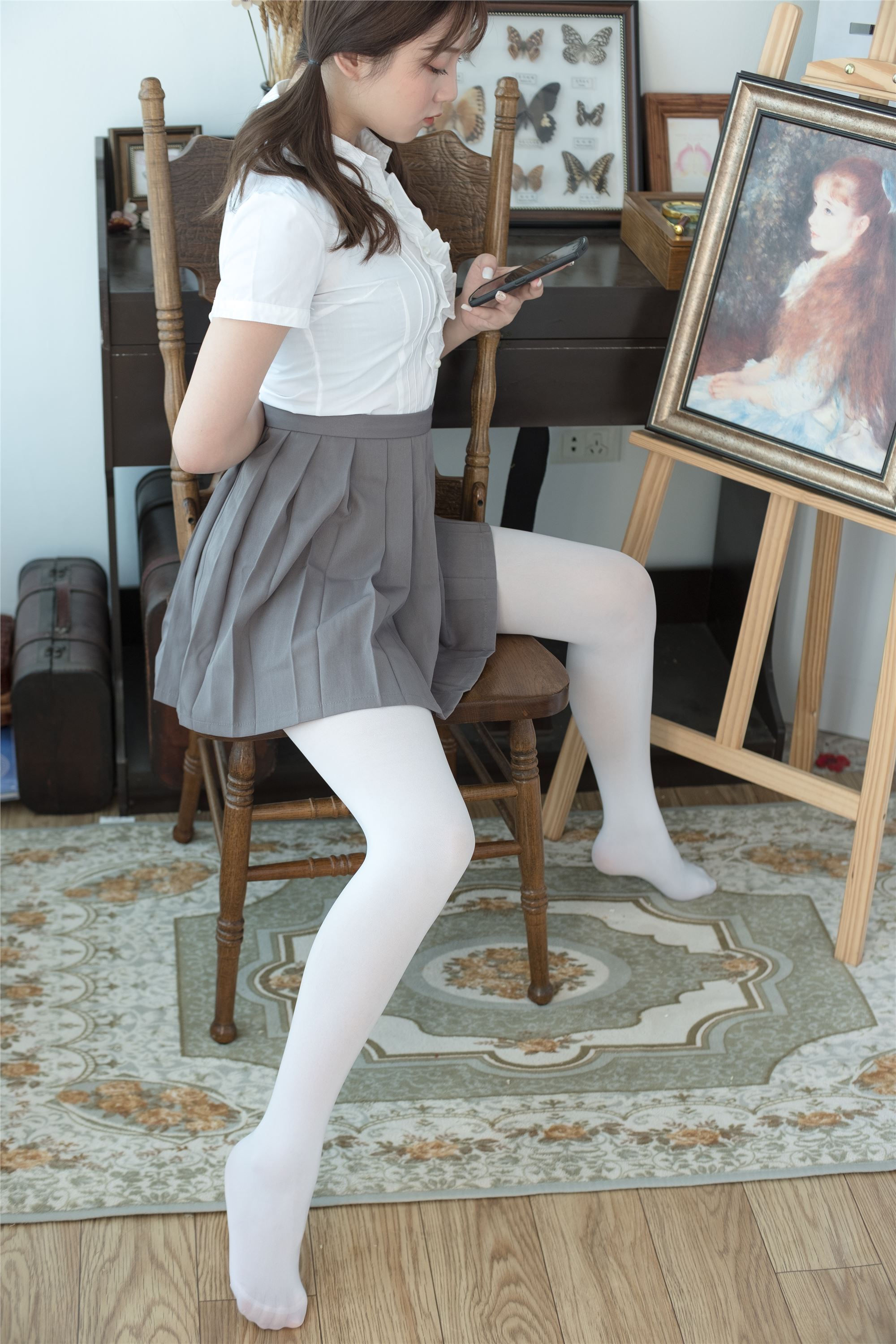 [森萝财团]萝莉丝足写真 BETA-020