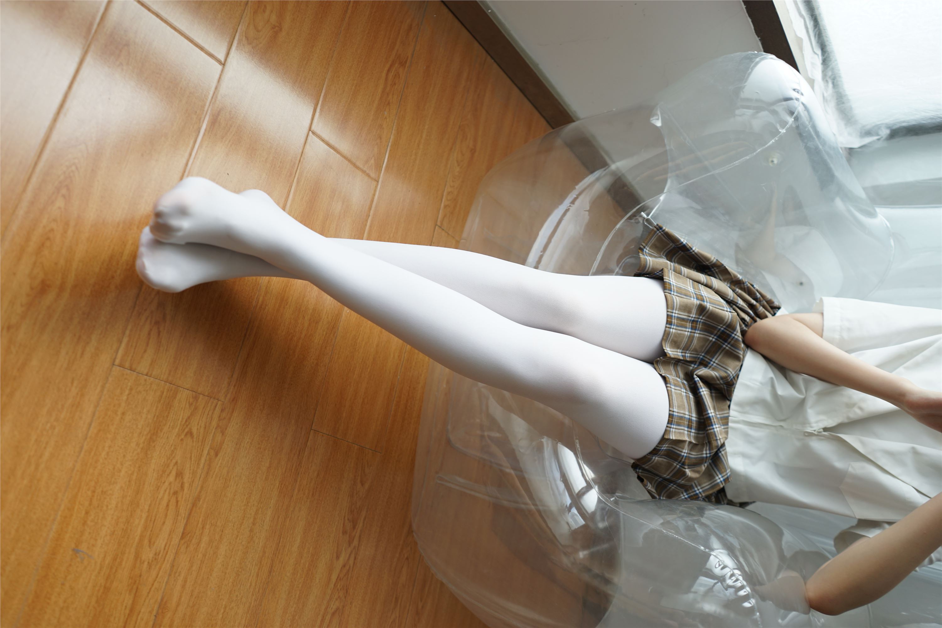 [森萝财团]萝莉丝足写真 BETA-021