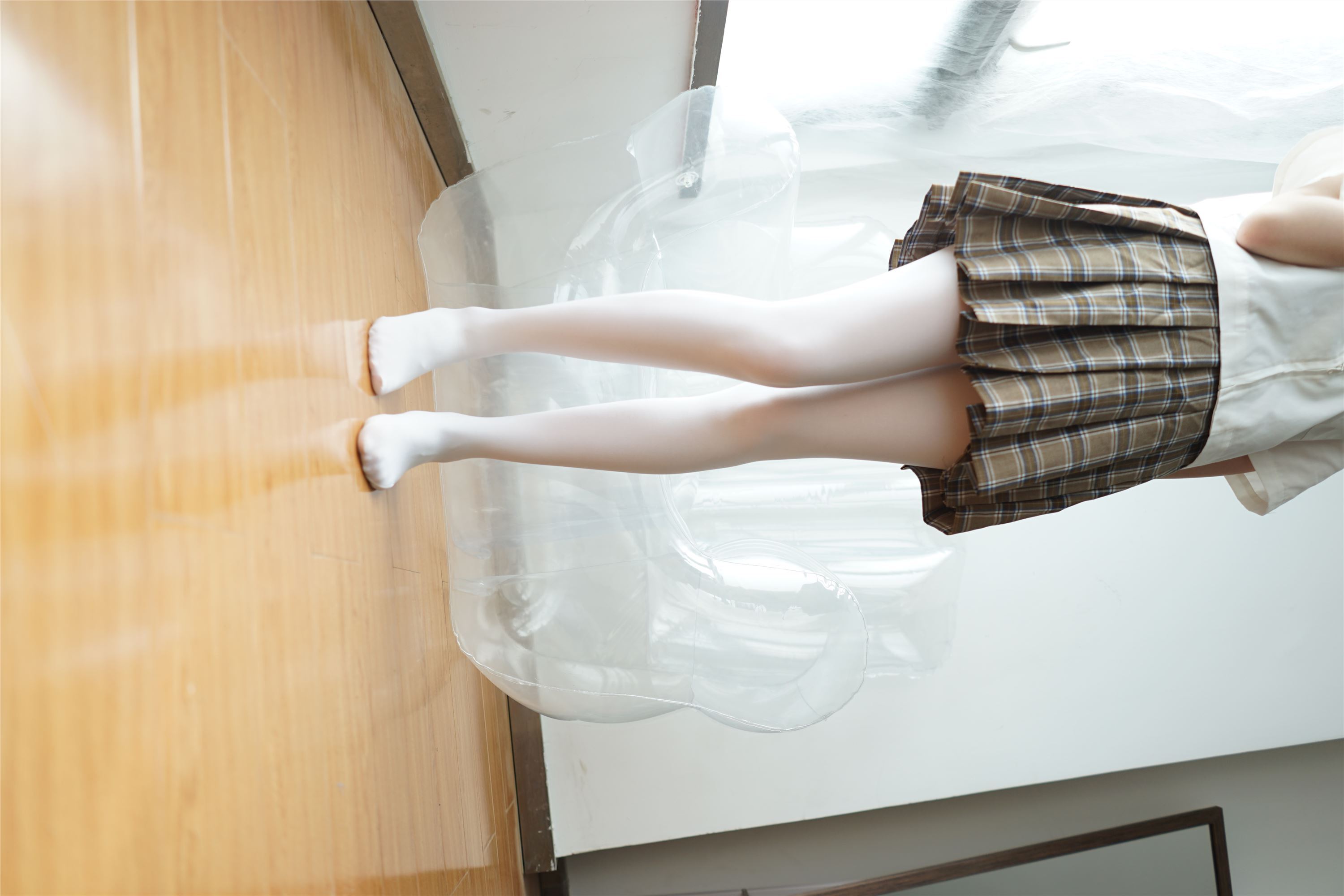 [森萝财团]萝莉丝足写真 BETA-021