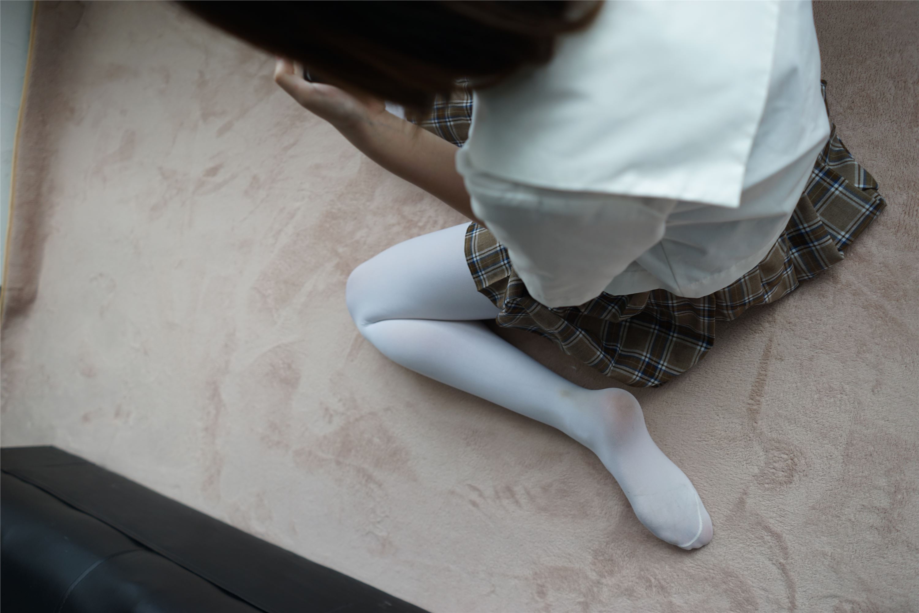 [森萝财团]萝莉丝足写真 BETA-021