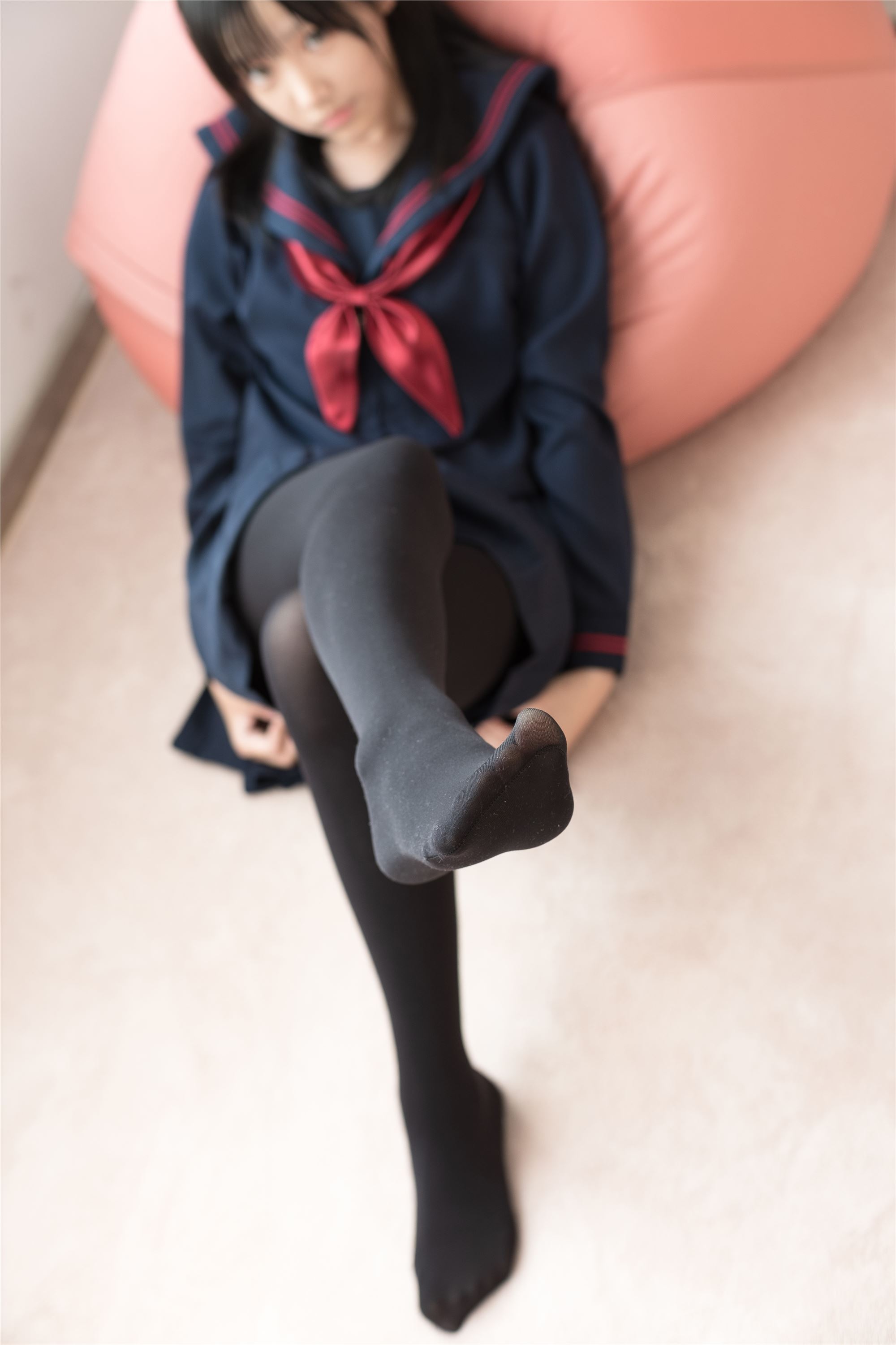 [森萝财团]萝莉丝足写真BETA-024