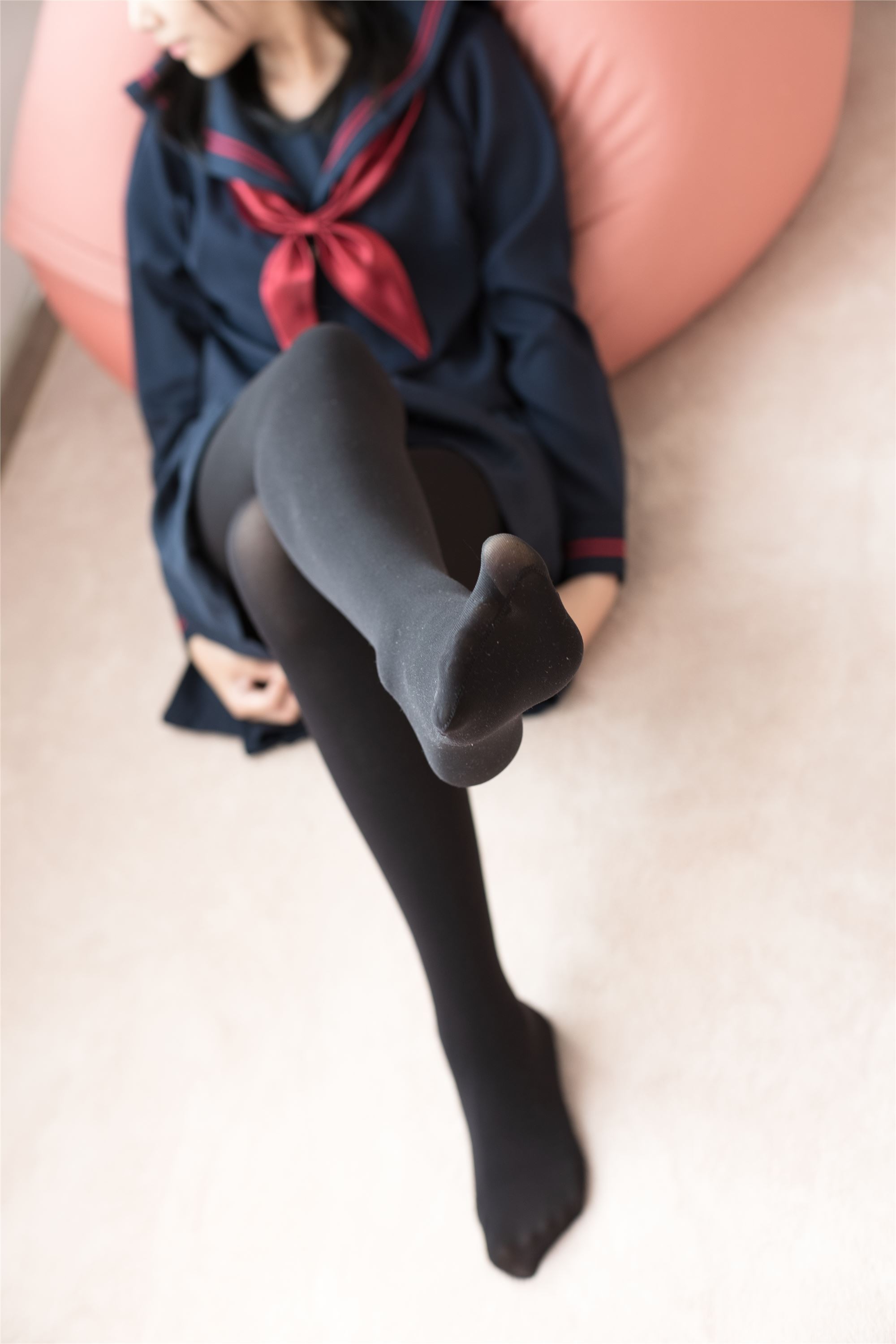 [森萝财团]萝莉丝足写真BETA-024