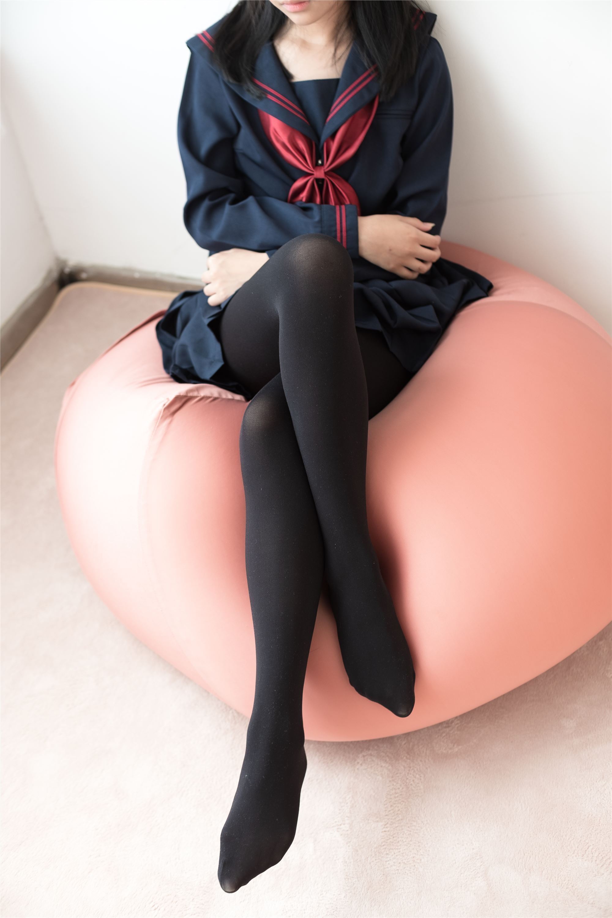 [森萝财团]萝莉丝足写真BETA-024