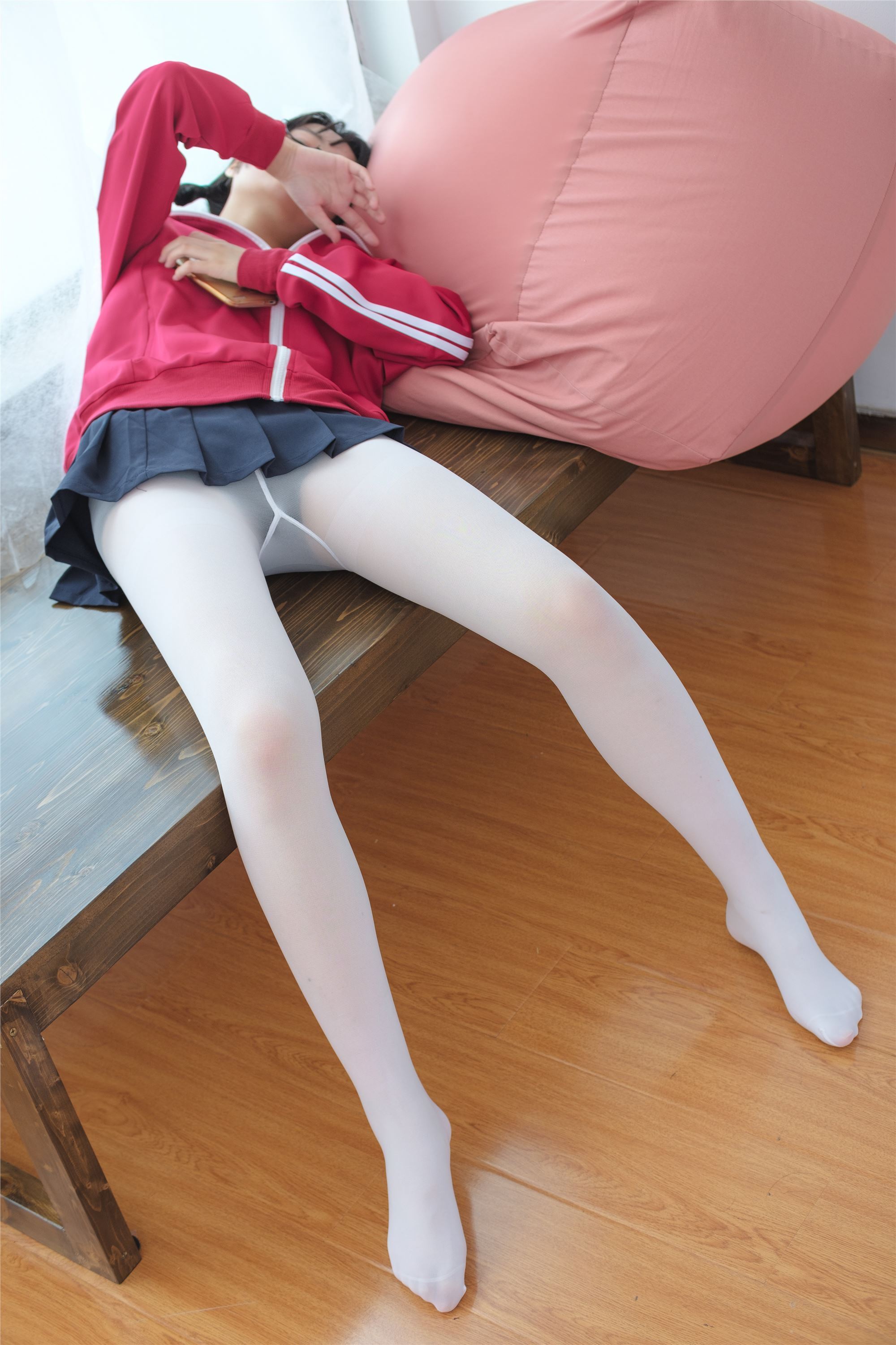 [森萝财团]萝莉丝足写真 BETA-026