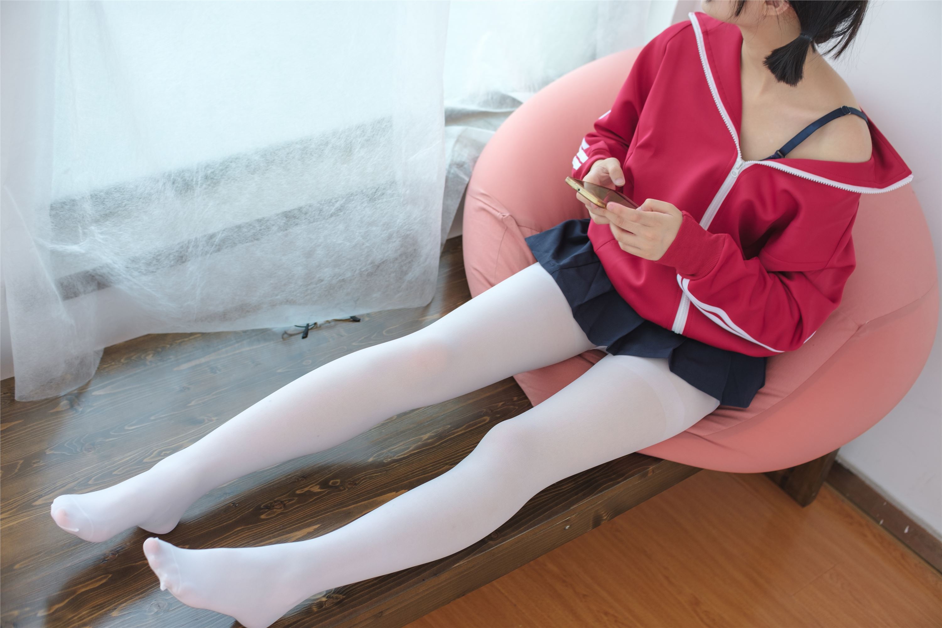 [森萝财团]萝莉丝足写真 BETA-026