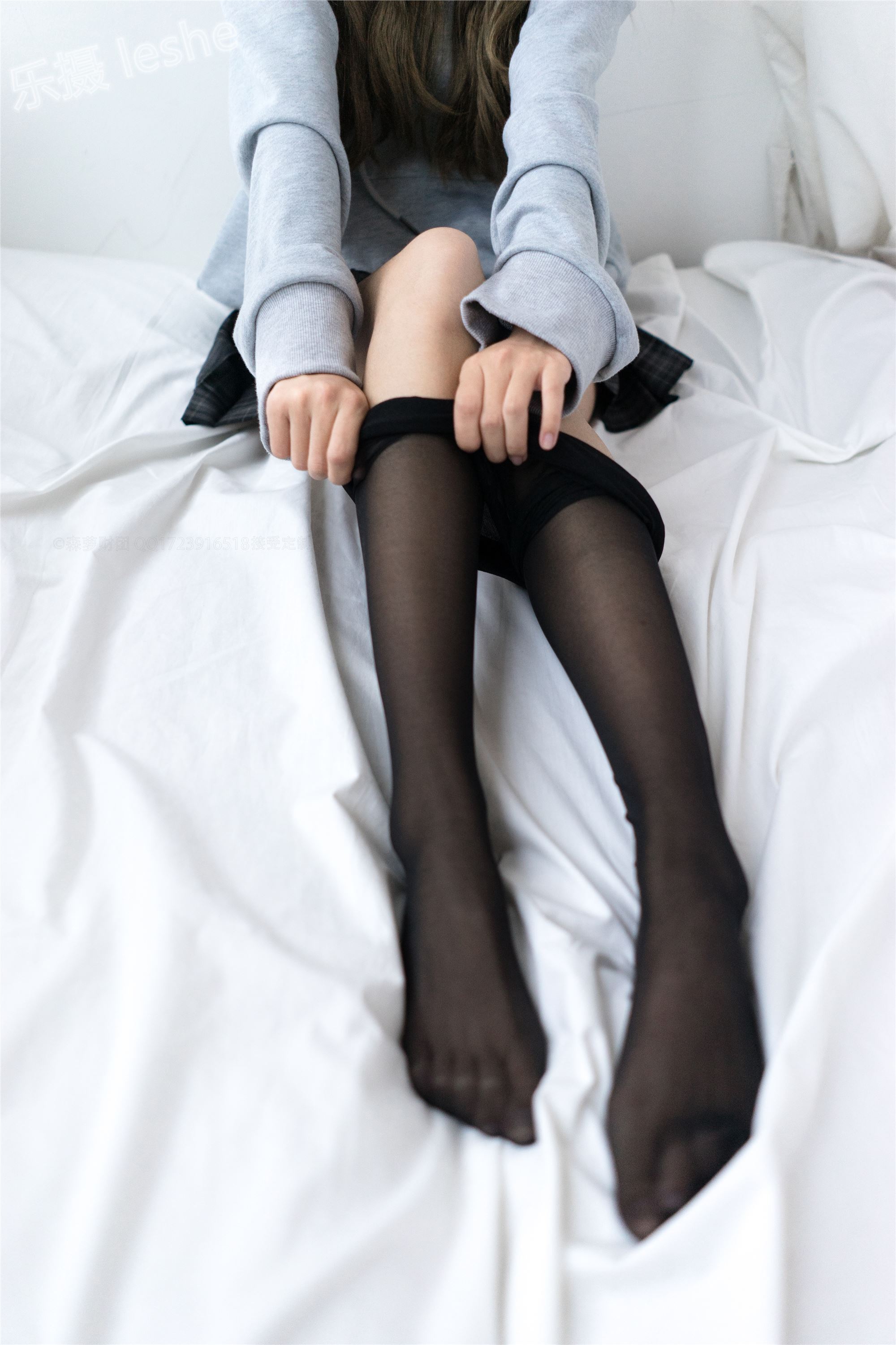 [森萝财团]萝莉丝足写真BETA-039