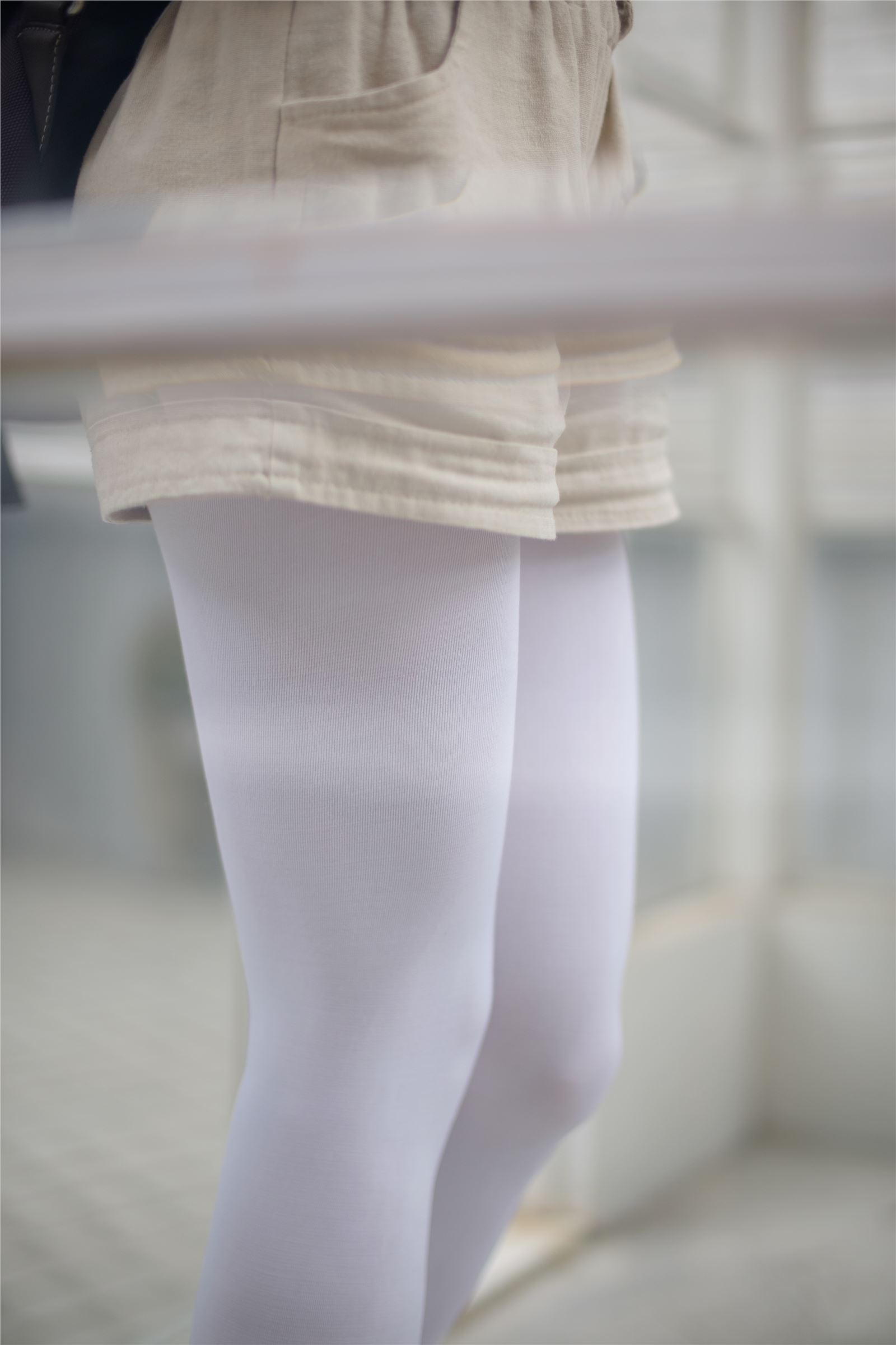 森萝财团写真 – FREE-001