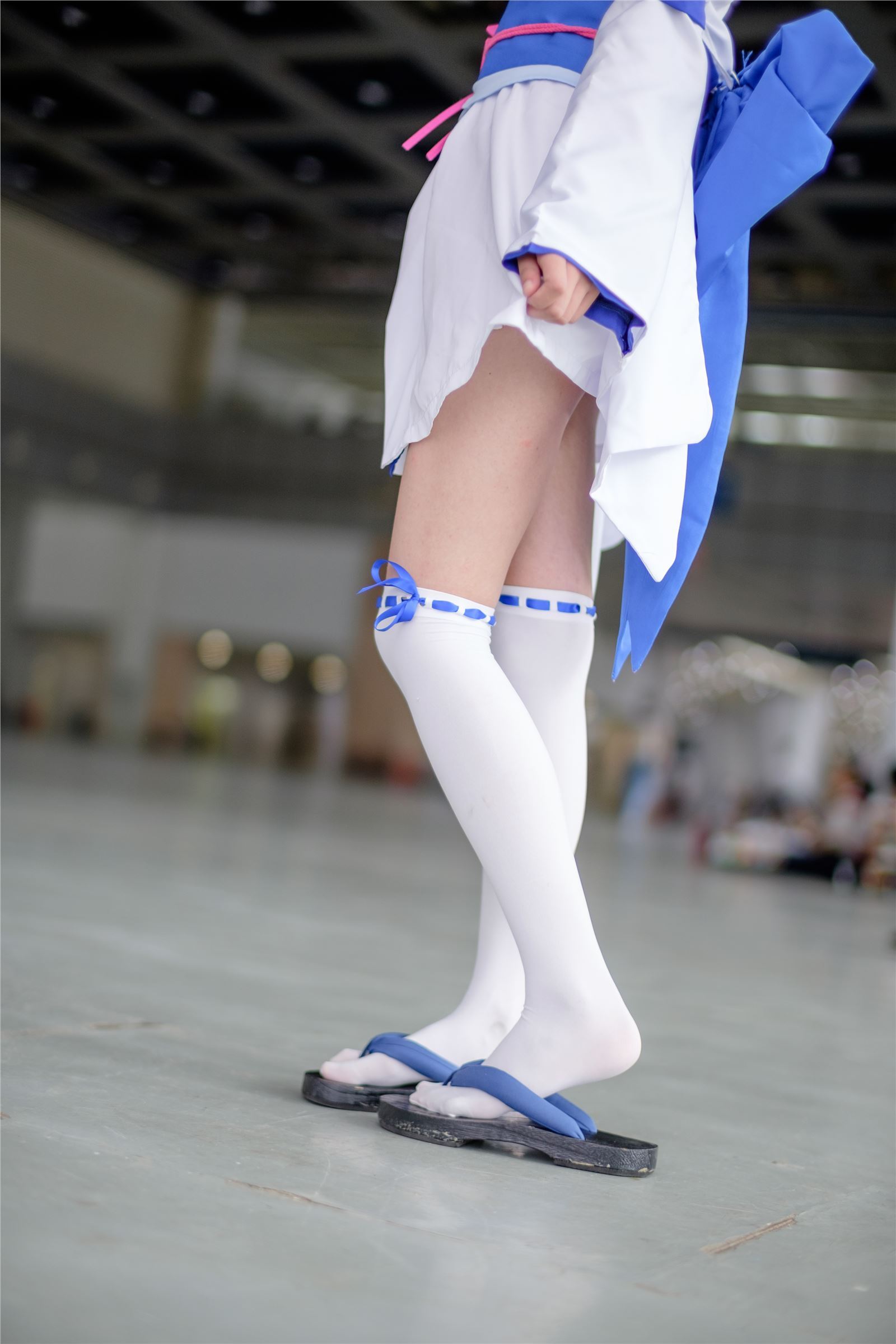 森萝财团写真 – FREE-002