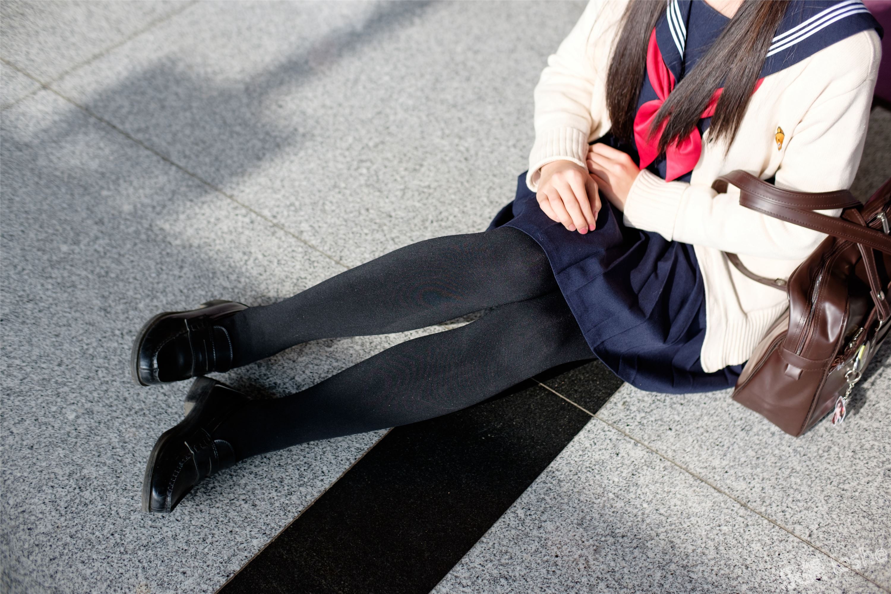 [森萝财团]萝莉丝足写真 Free-007