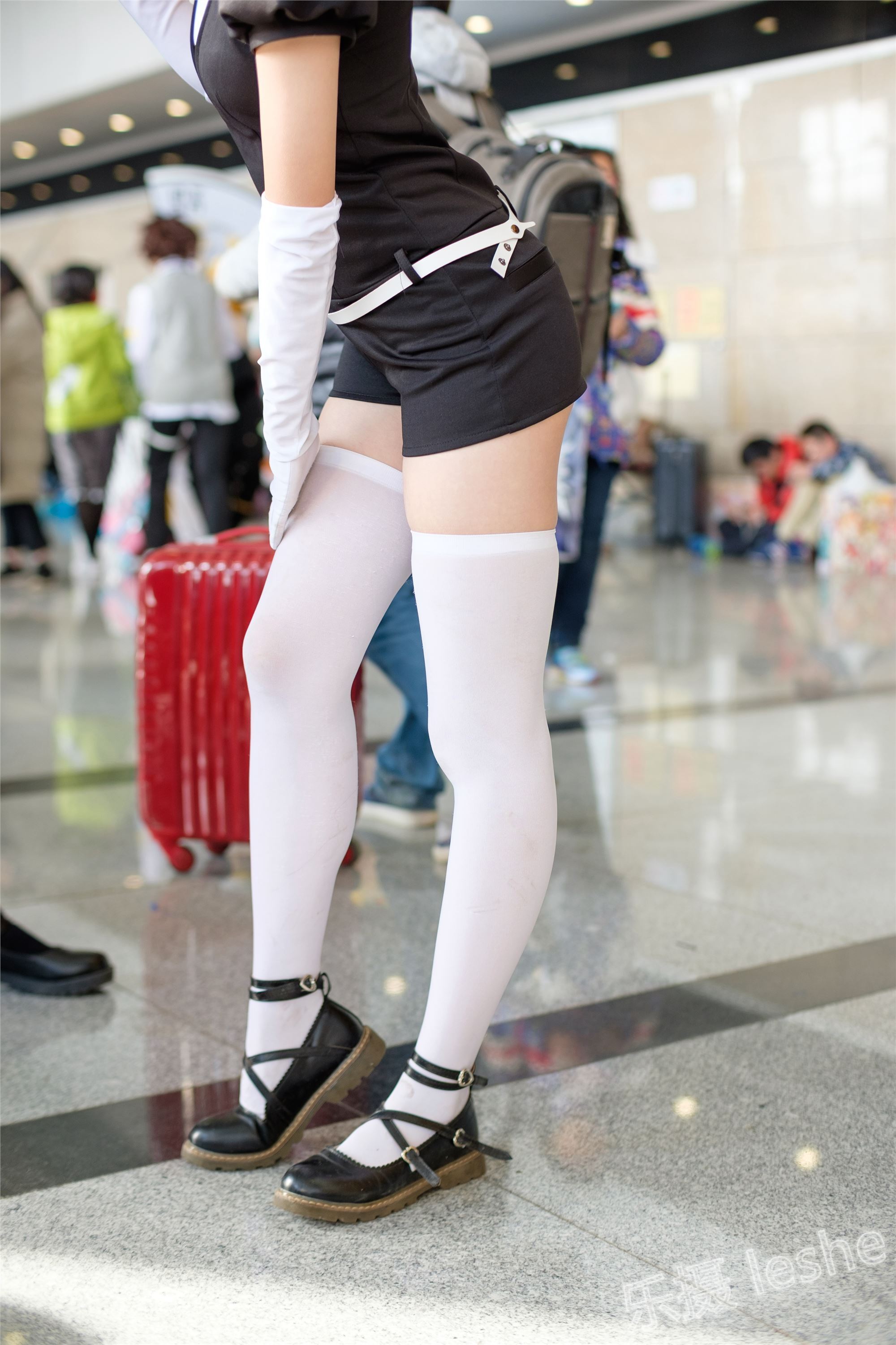 [森萝财团]萝莉丝足写真 Free-007