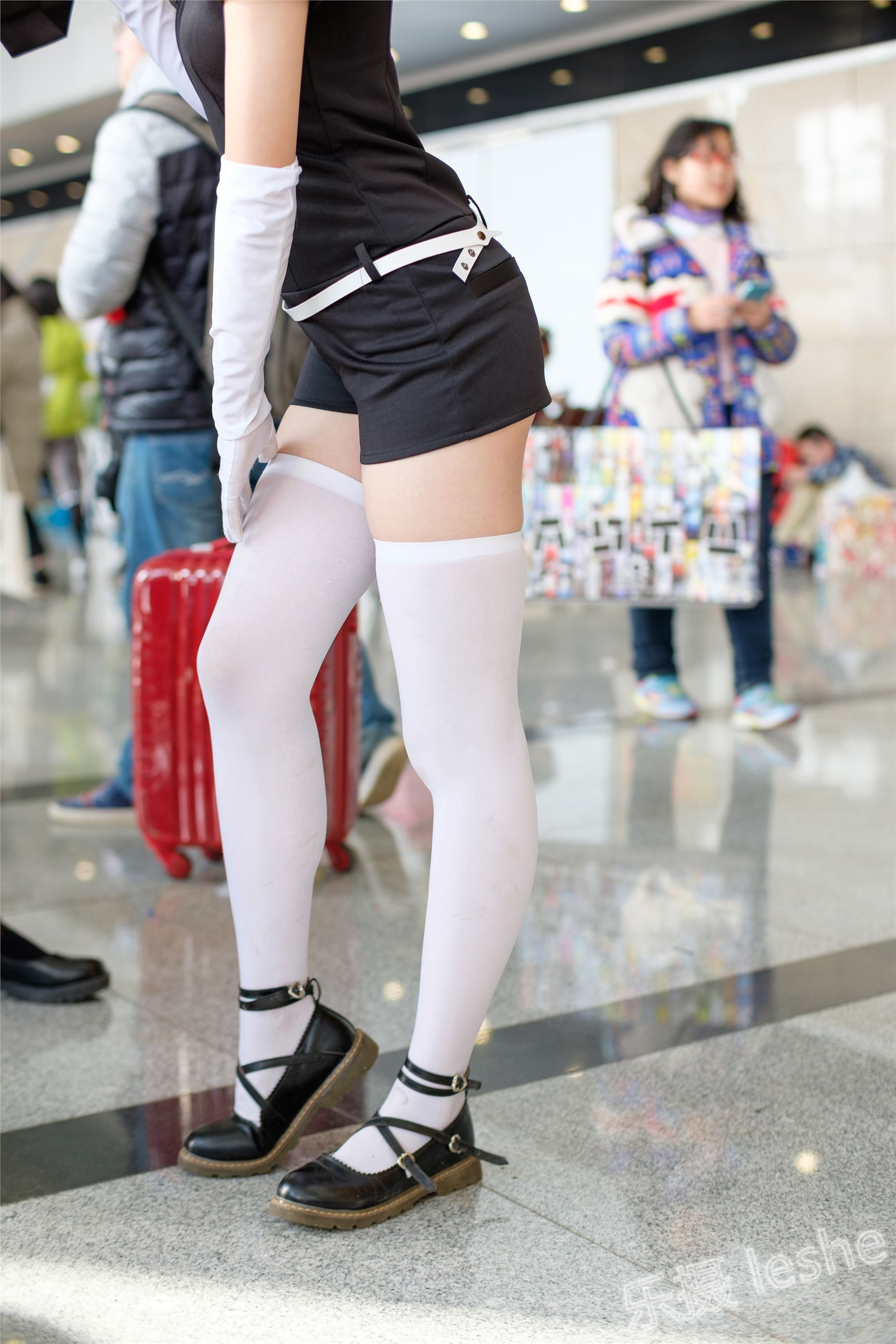 [森萝财团]萝莉丝足写真 Free-007