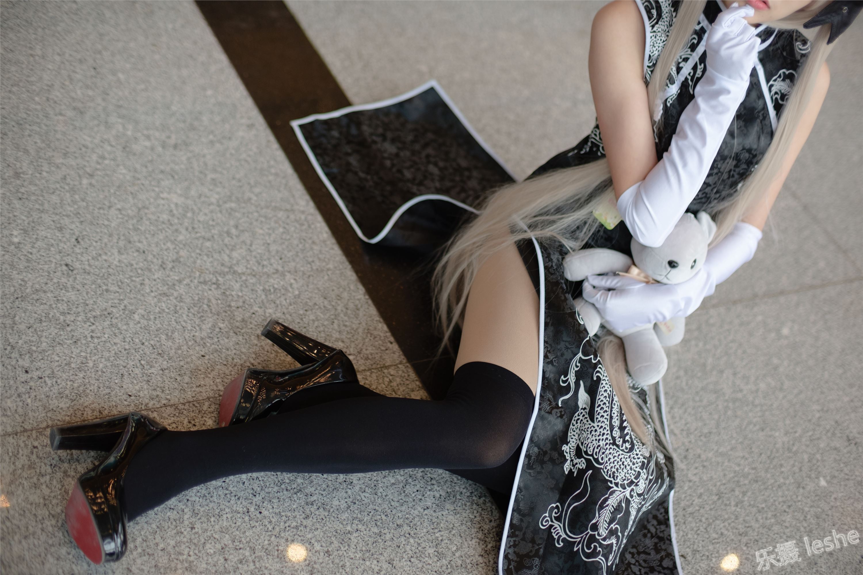 [森萝财团]萝莉丝足写真 Free-007