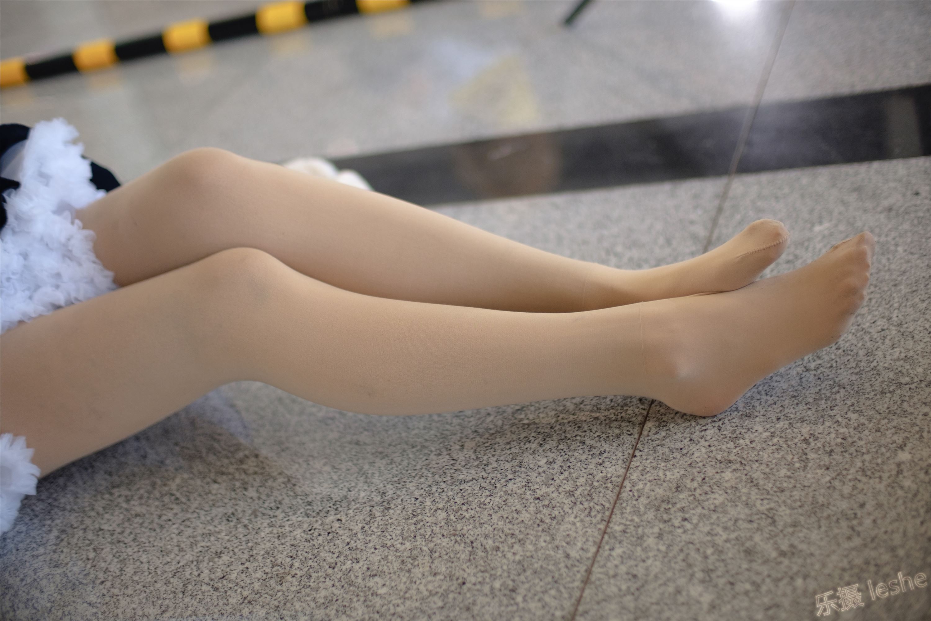 [森萝财团]萝莉丝足写真 Free-007