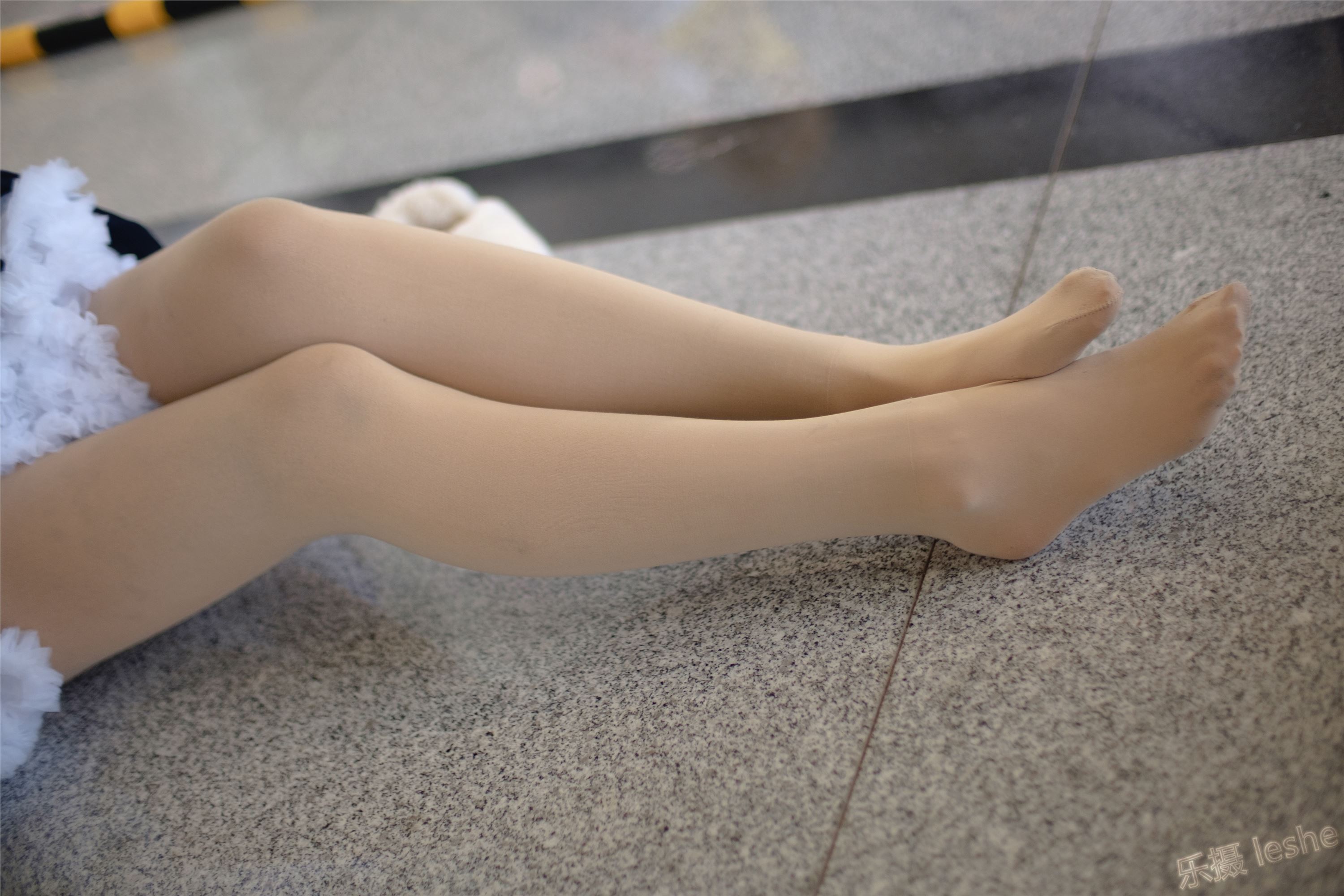 [森萝财团]萝莉丝足写真 Free-007