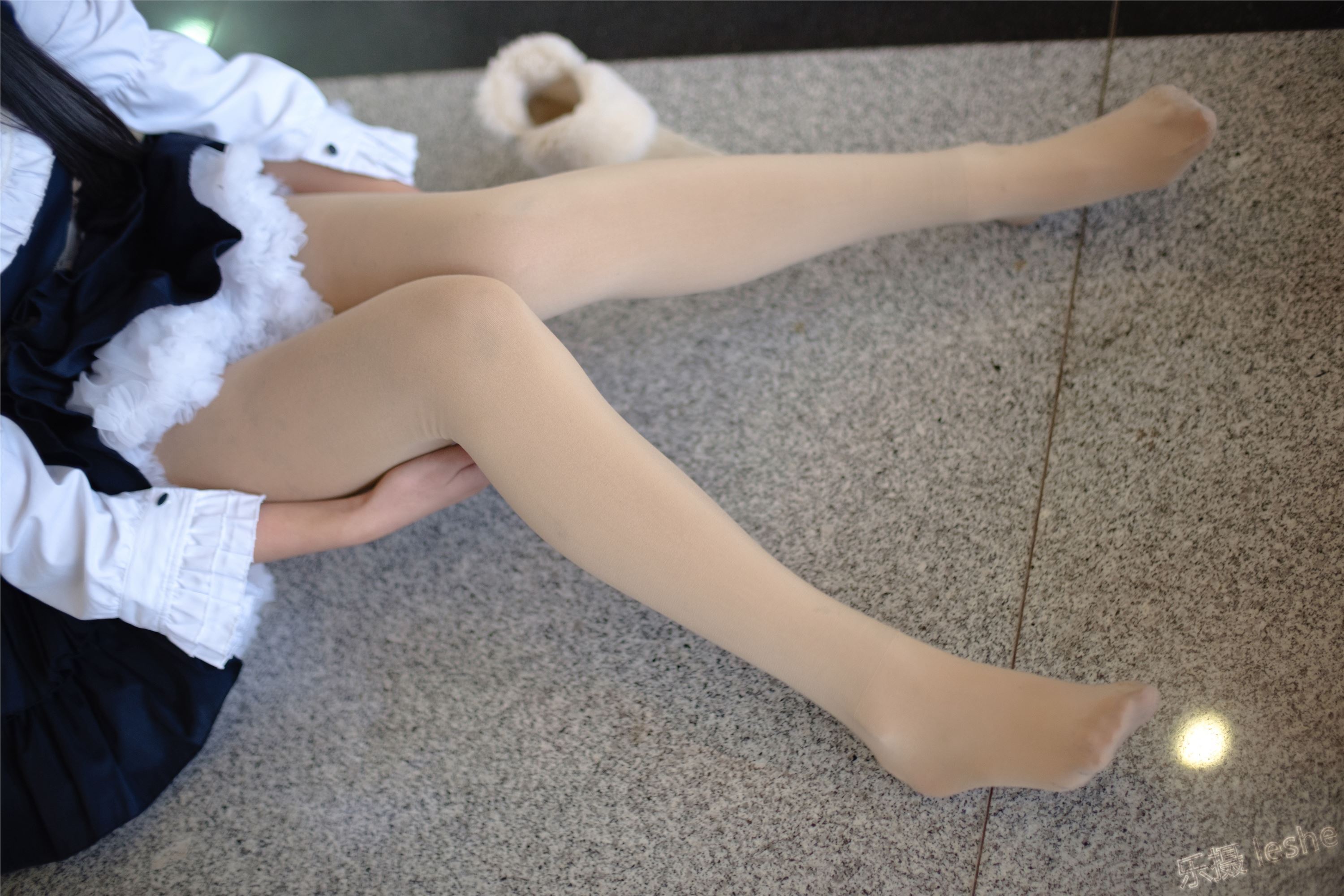 [森萝财团]萝莉丝足写真 Free-007