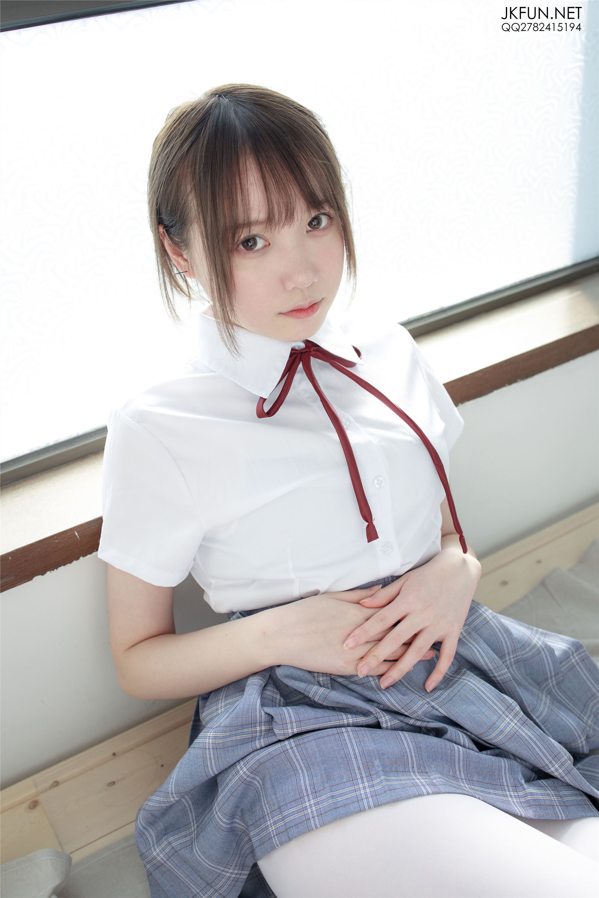 [森萝财团]萝莉丝足写真 JKFUN-002 Aika 可爱学妹丝足