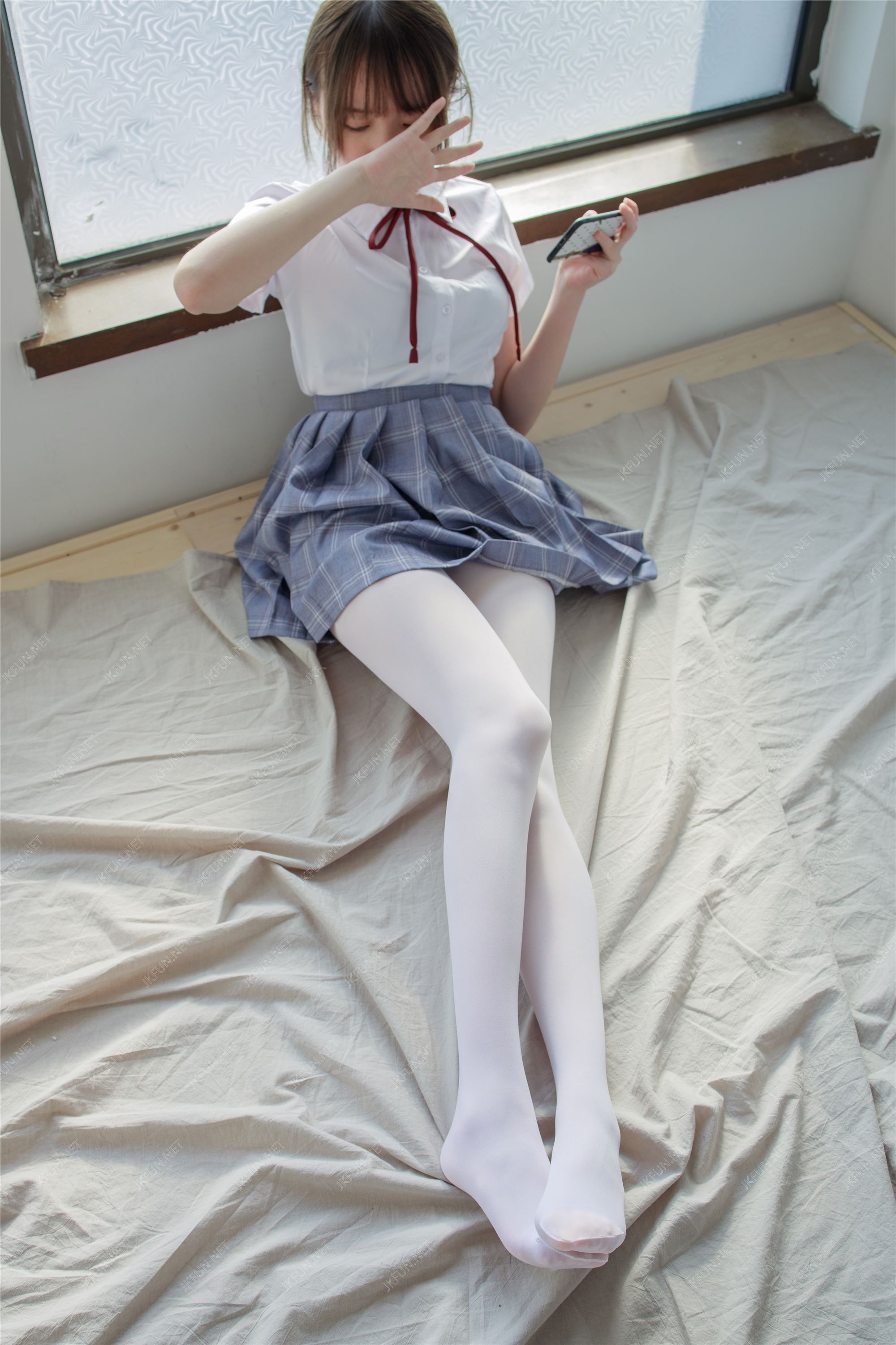 [森萝财团]萝莉丝足写真 JKFUN-002 Aika 可爱学妹丝足