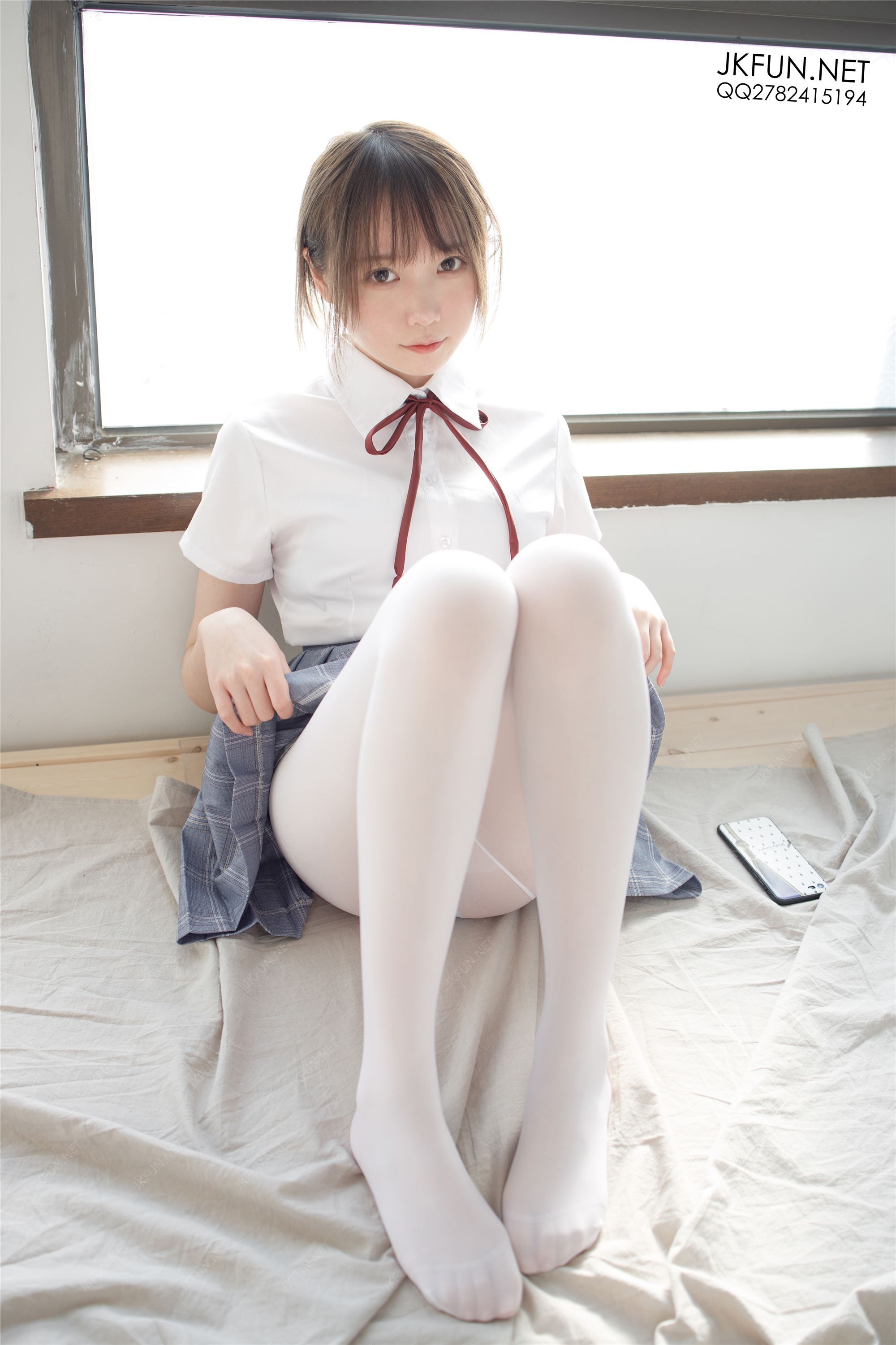 [森萝财团]萝莉丝足写真 JKFUN-002 Aika 可爱学妹丝足
