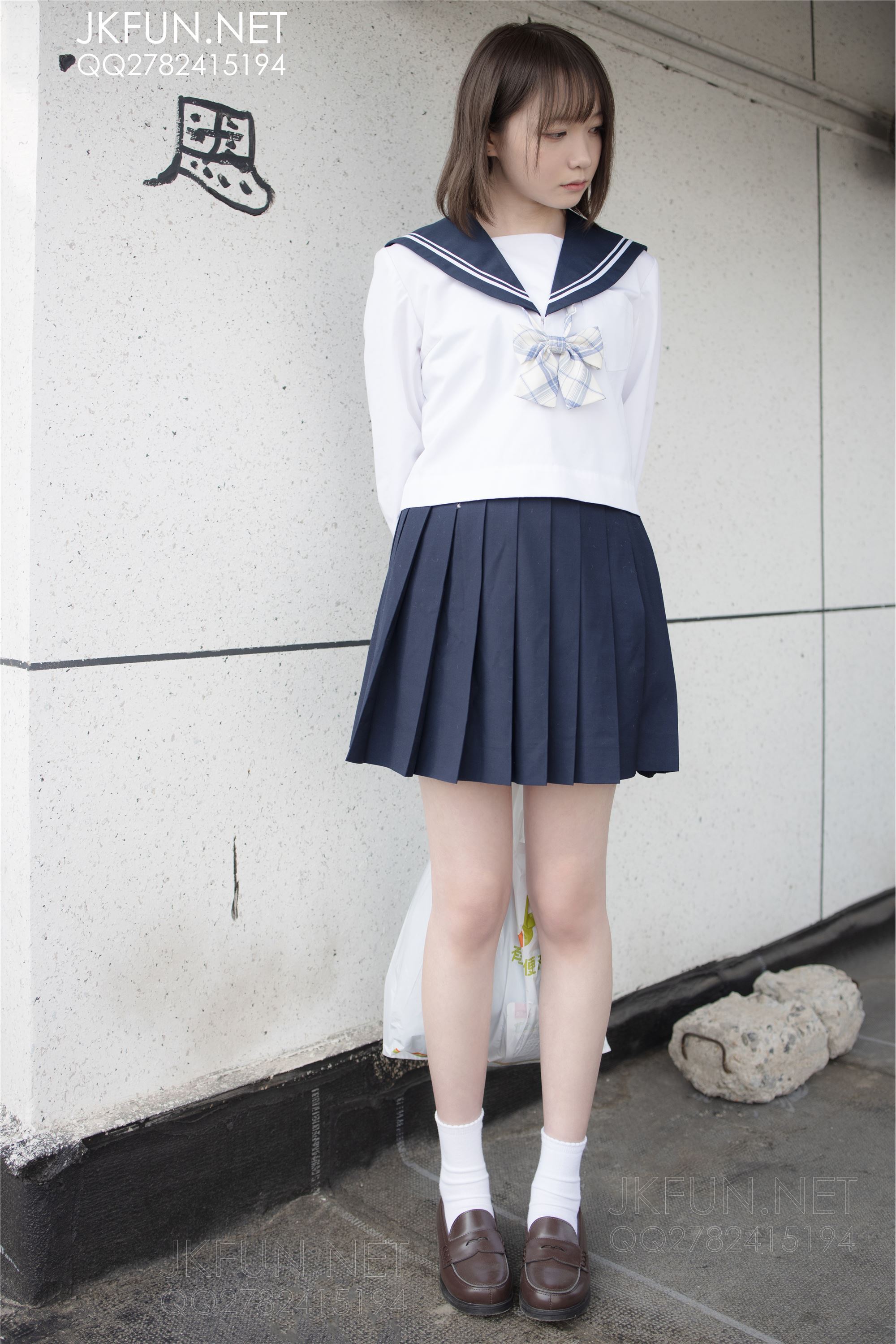 [森萝财团]萝莉丝足写真 JKFUN-002 Aika 可爱学妹丝足