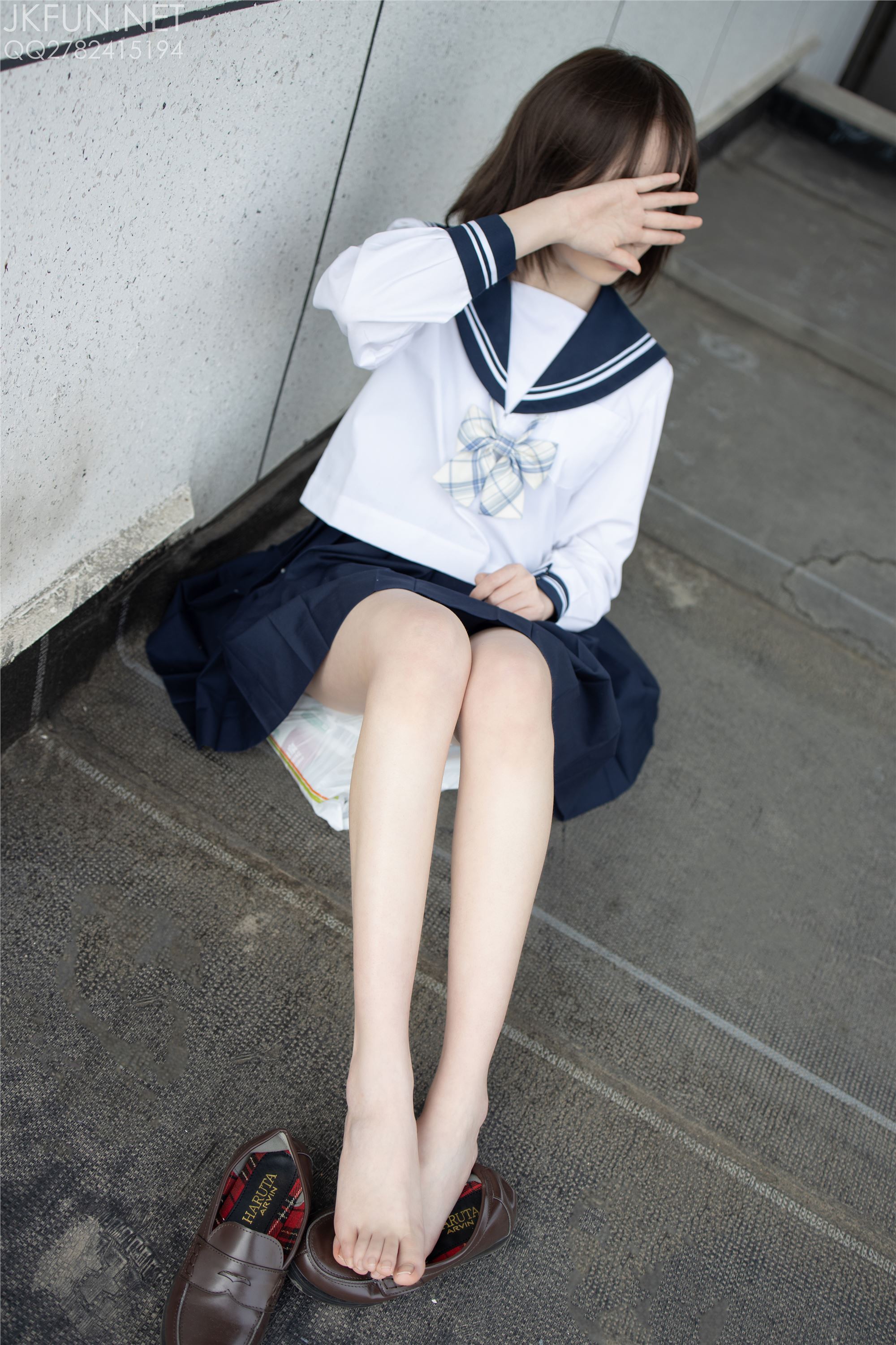 [森萝财团]萝莉丝足写真 JKFUN-002 Aika 可爱学妹丝足