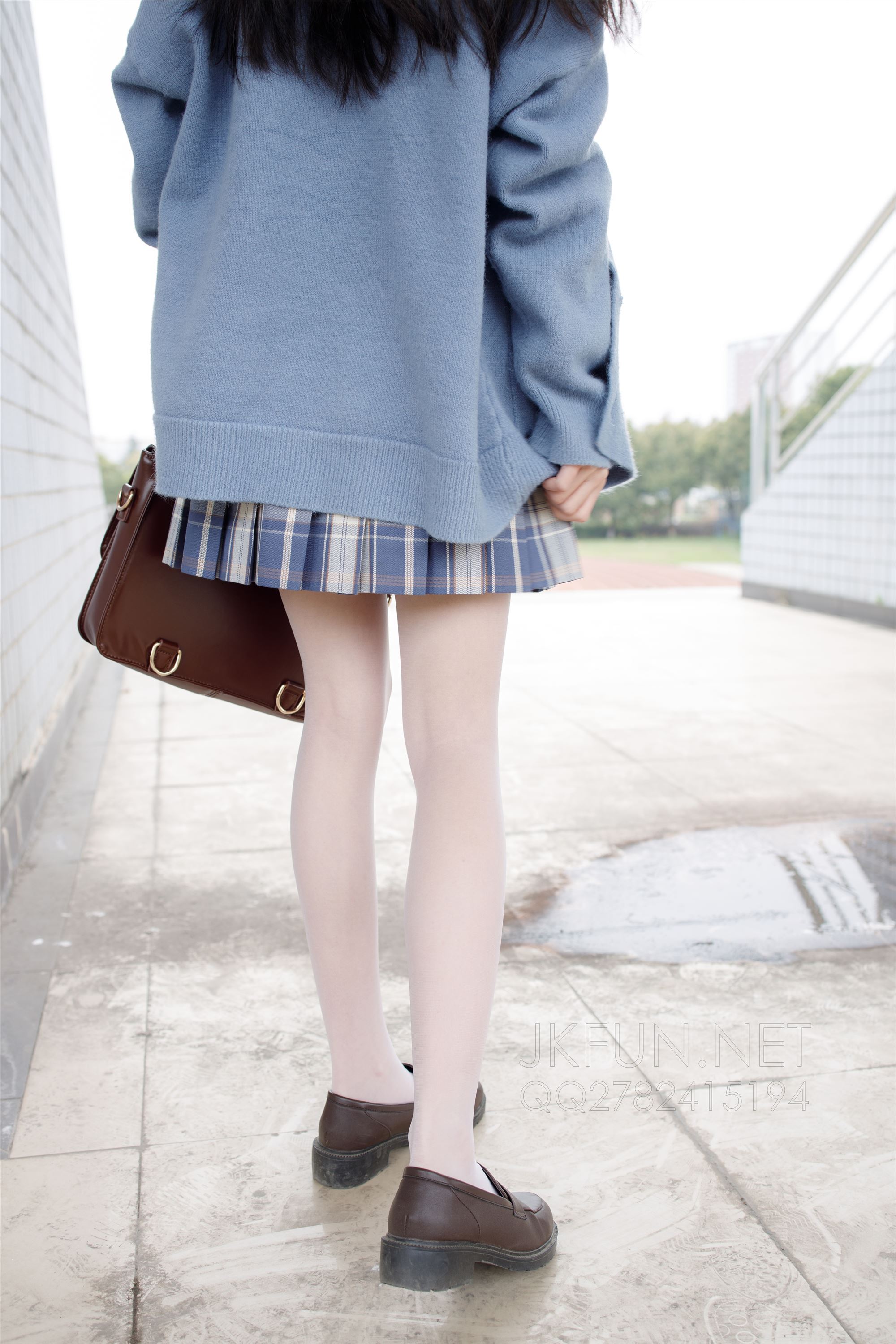 [森萝财团]萝莉丝足写真 JKFUN-003 甜米 春游