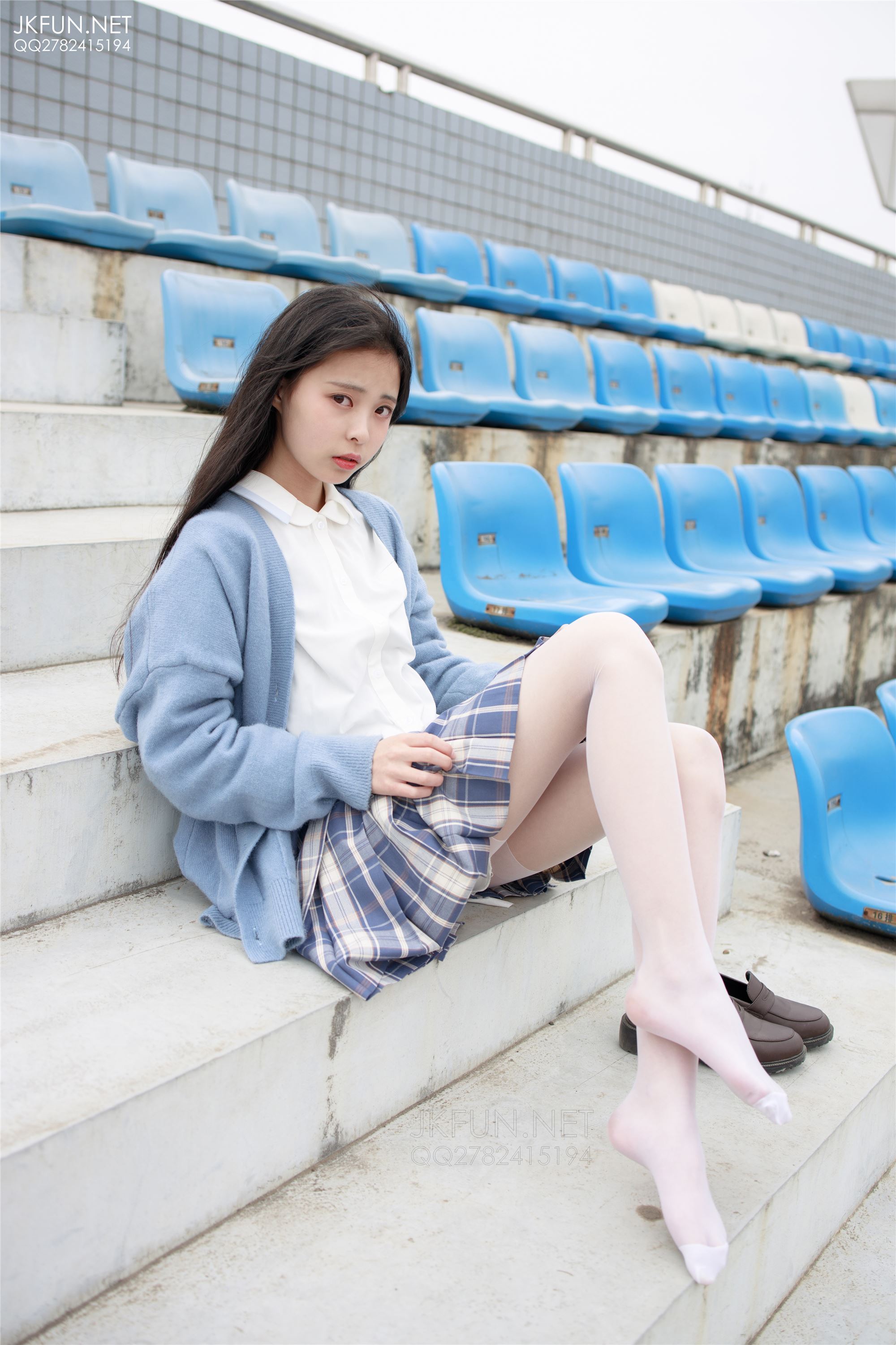 [森萝财团]萝莉丝足写真 JKFUN-003 甜米 春游