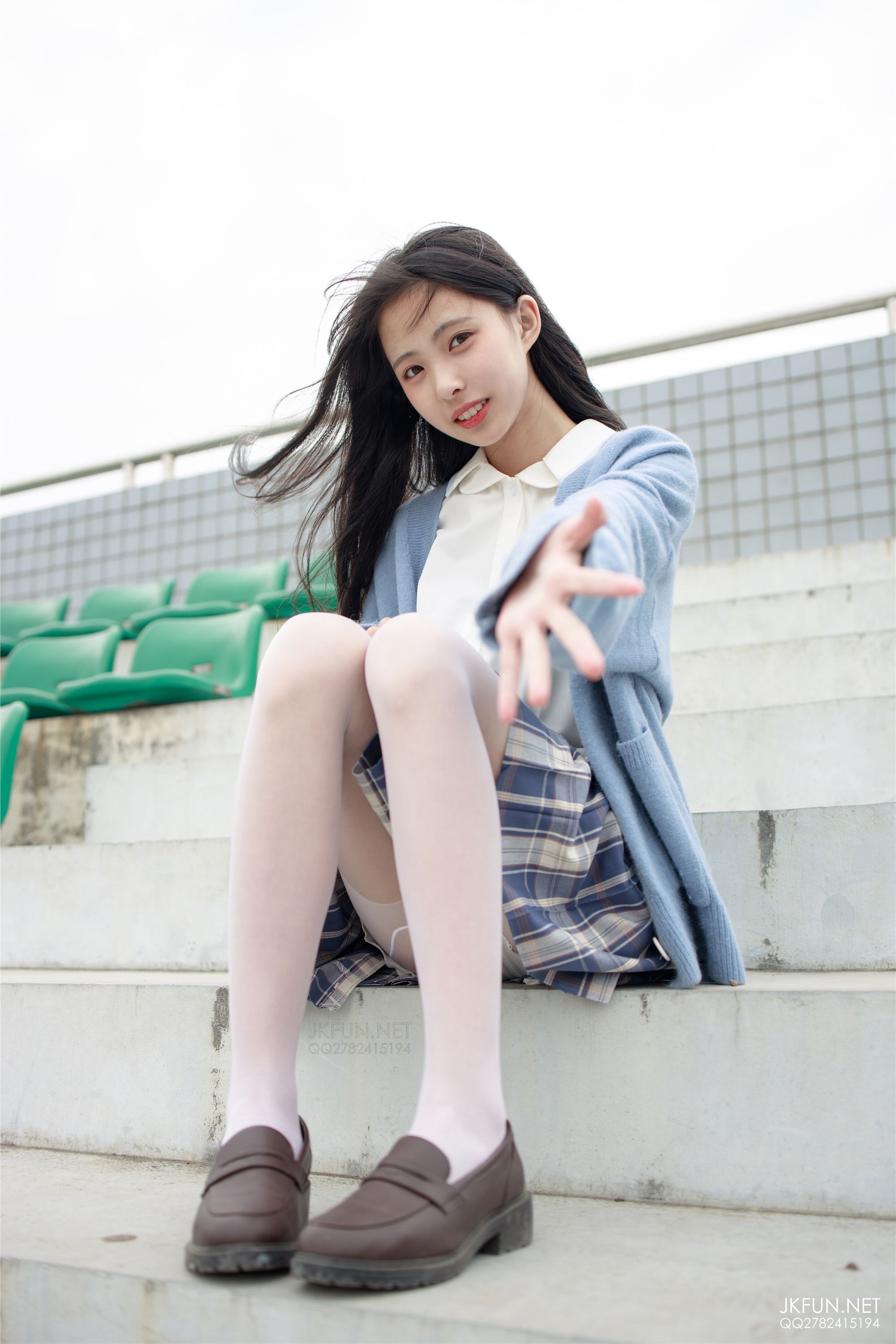 [森萝财团]萝莉丝足写真 JKFUN-003 甜米 春游