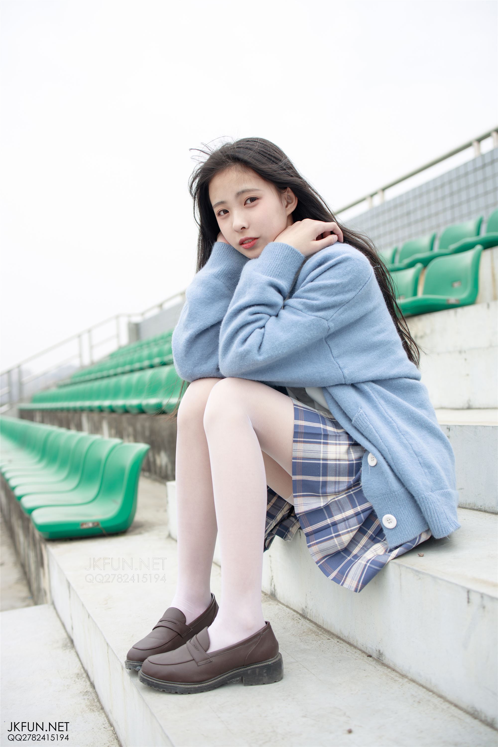 [森萝财团]萝莉丝足写真 JKFUN-003 甜米 春游