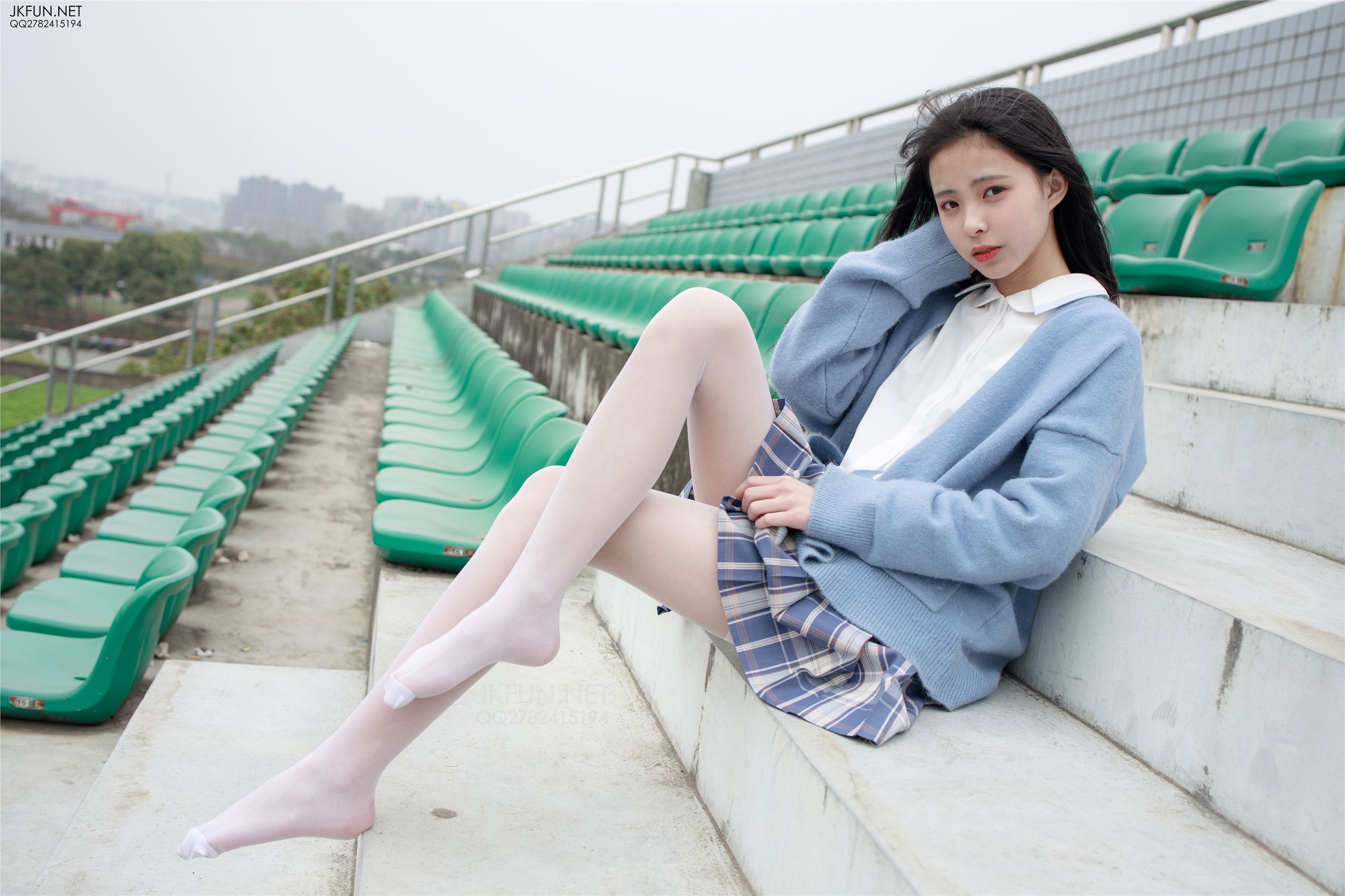 [森萝财团]萝莉丝足写真 JKFUN-003 甜米 春游