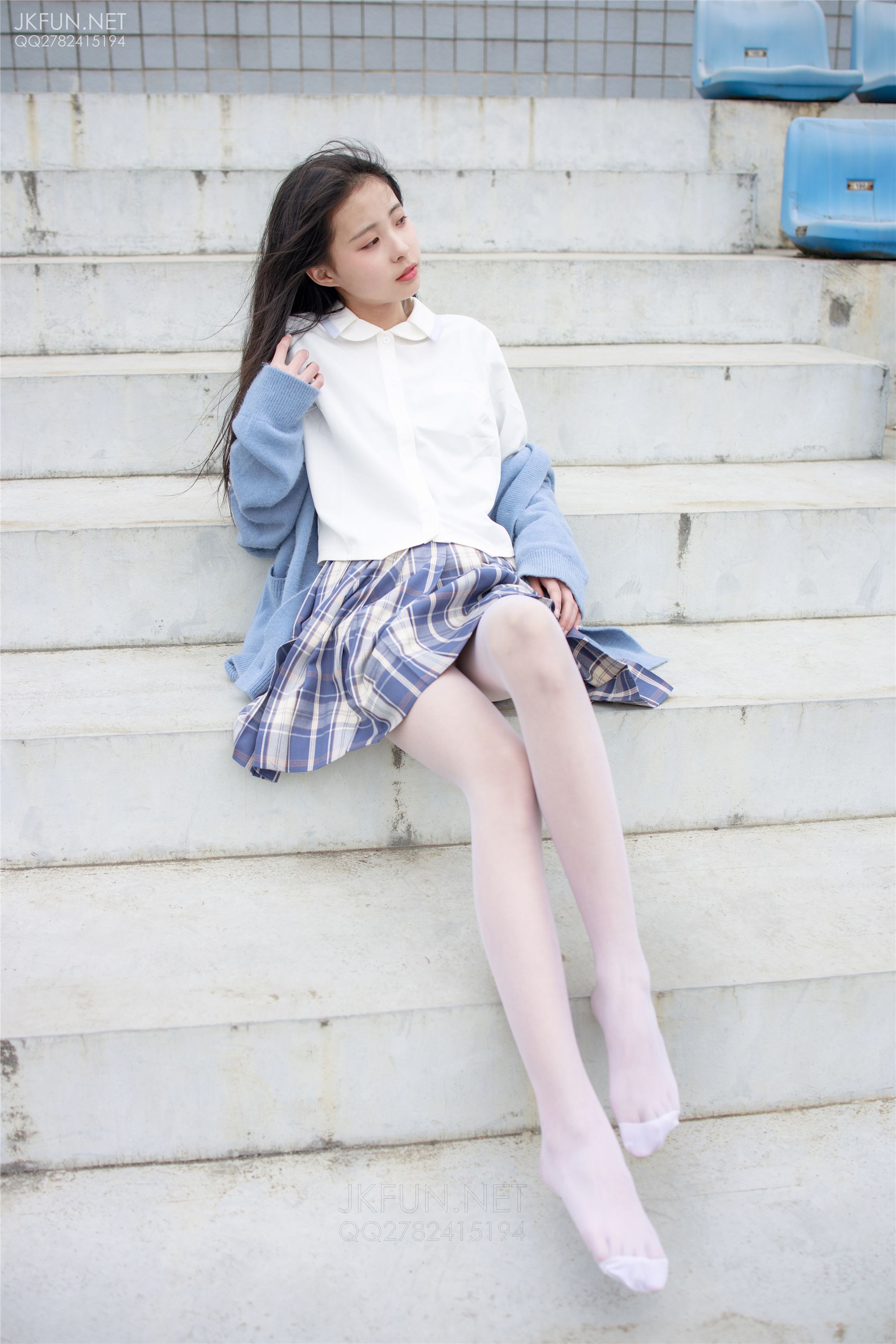 [森萝财团]萝莉丝足写真 JKFUN-003 甜米 春游