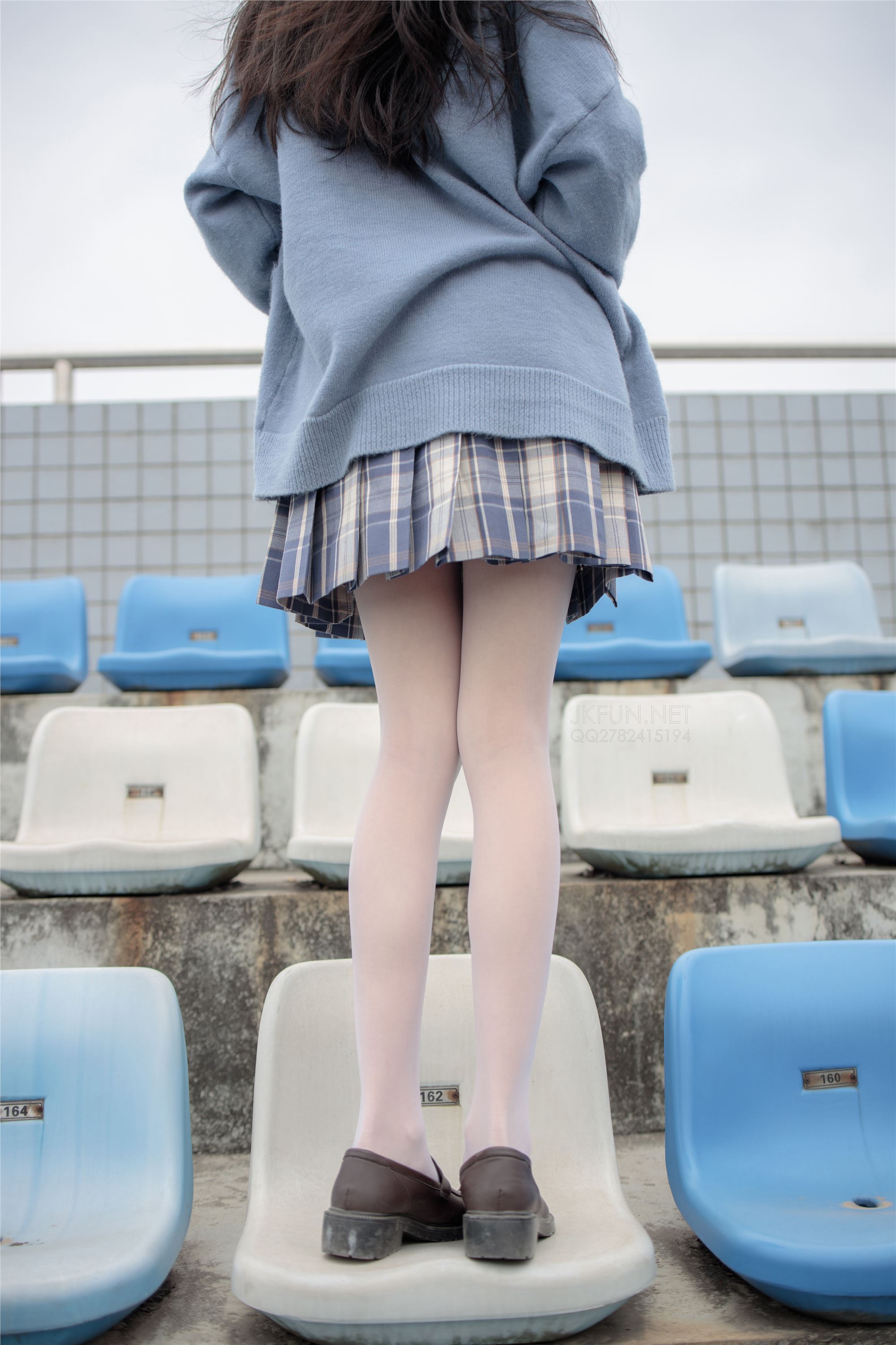 [森萝财团]萝莉丝足写真 JKFUN-003 甜米 春游