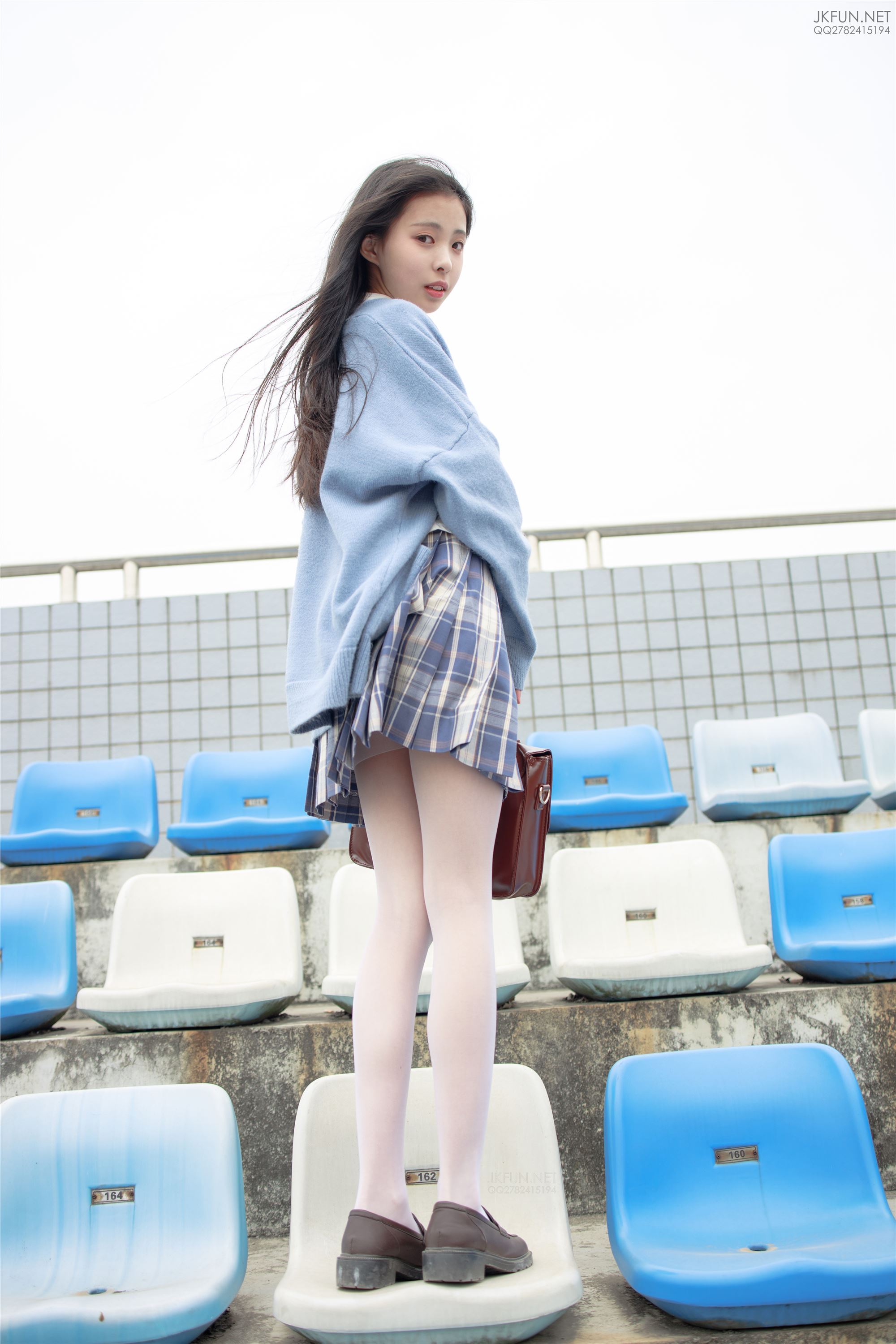 [森萝财团]萝莉丝足写真 JKFUN-003 甜米 春游