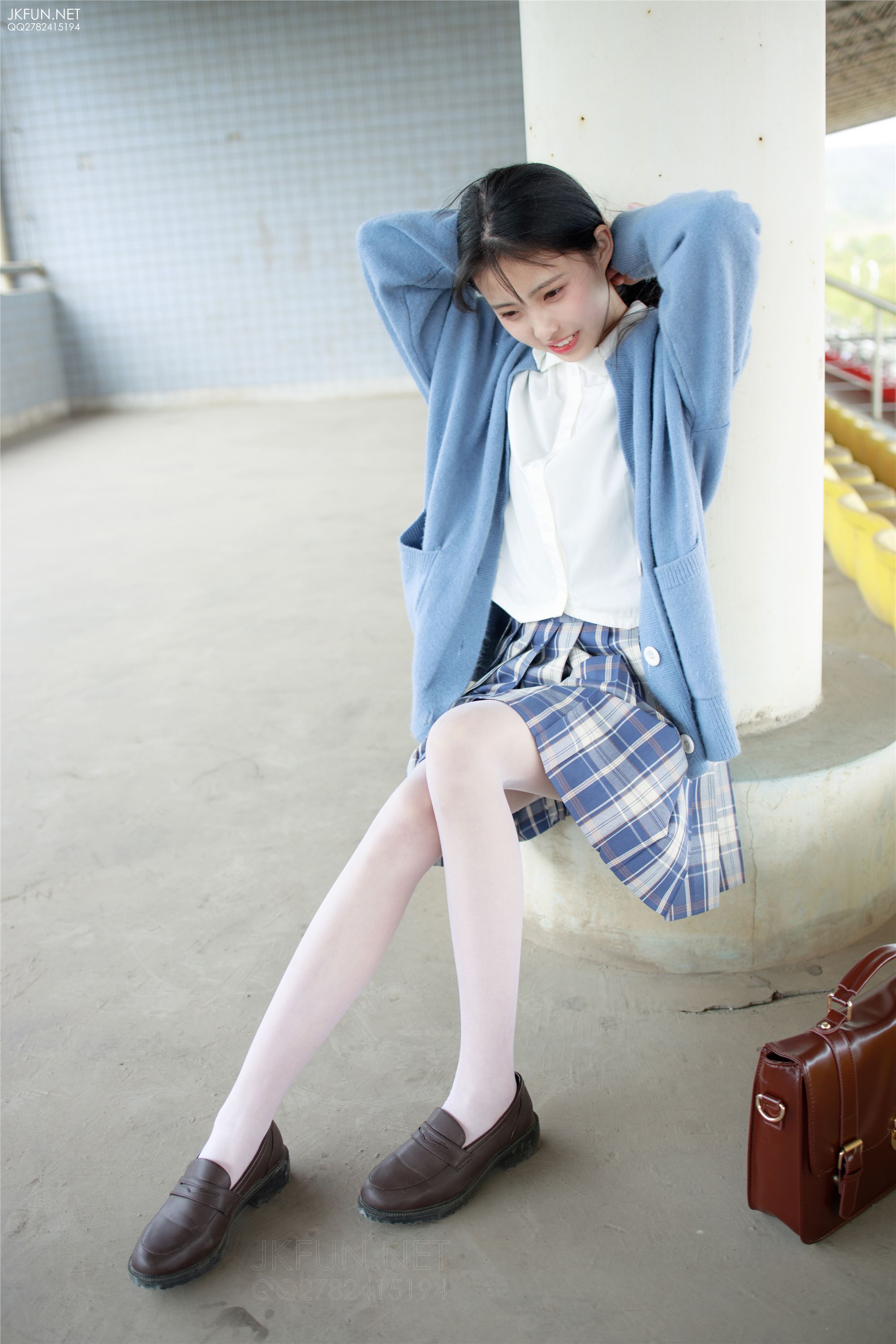 [森萝财团]萝莉丝足写真 JKFUN-003 甜米 春游