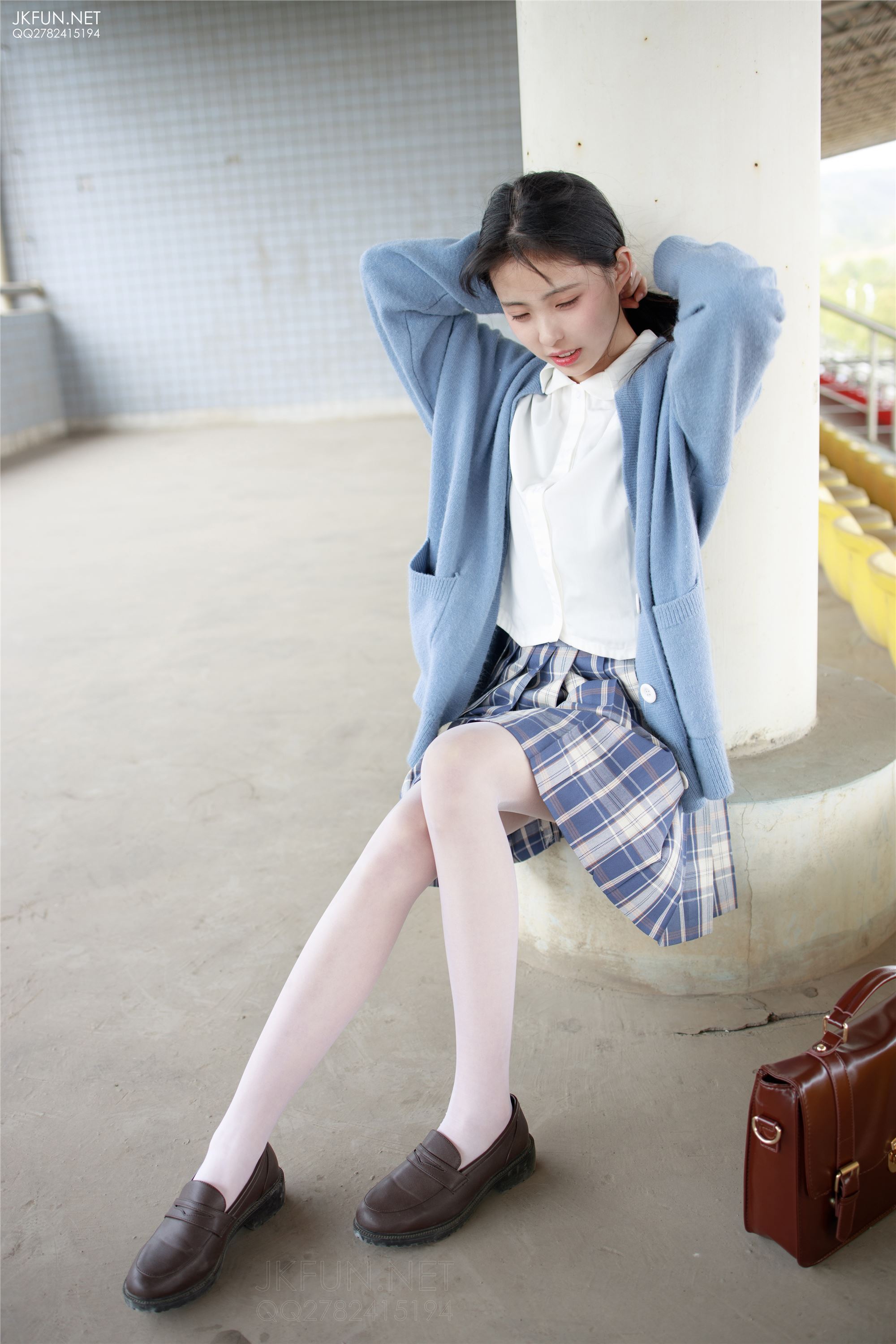 [森萝财团]萝莉丝足写真 JKFUN-003 甜米 春游