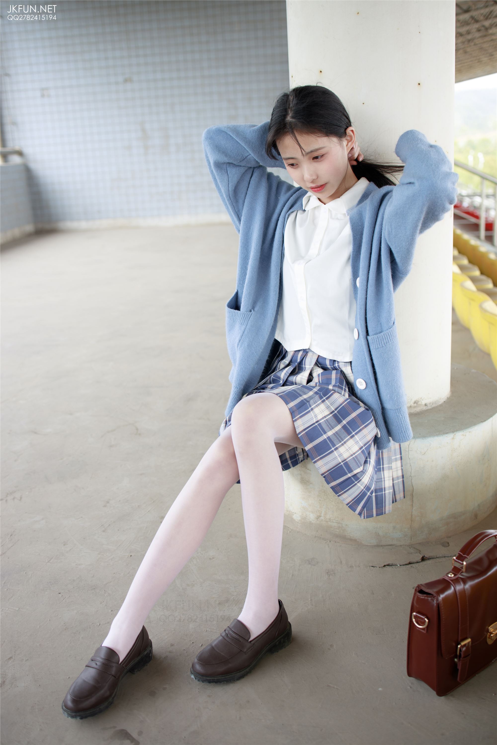 [森萝财团]萝莉丝足写真 JKFUN-003 甜米 春游