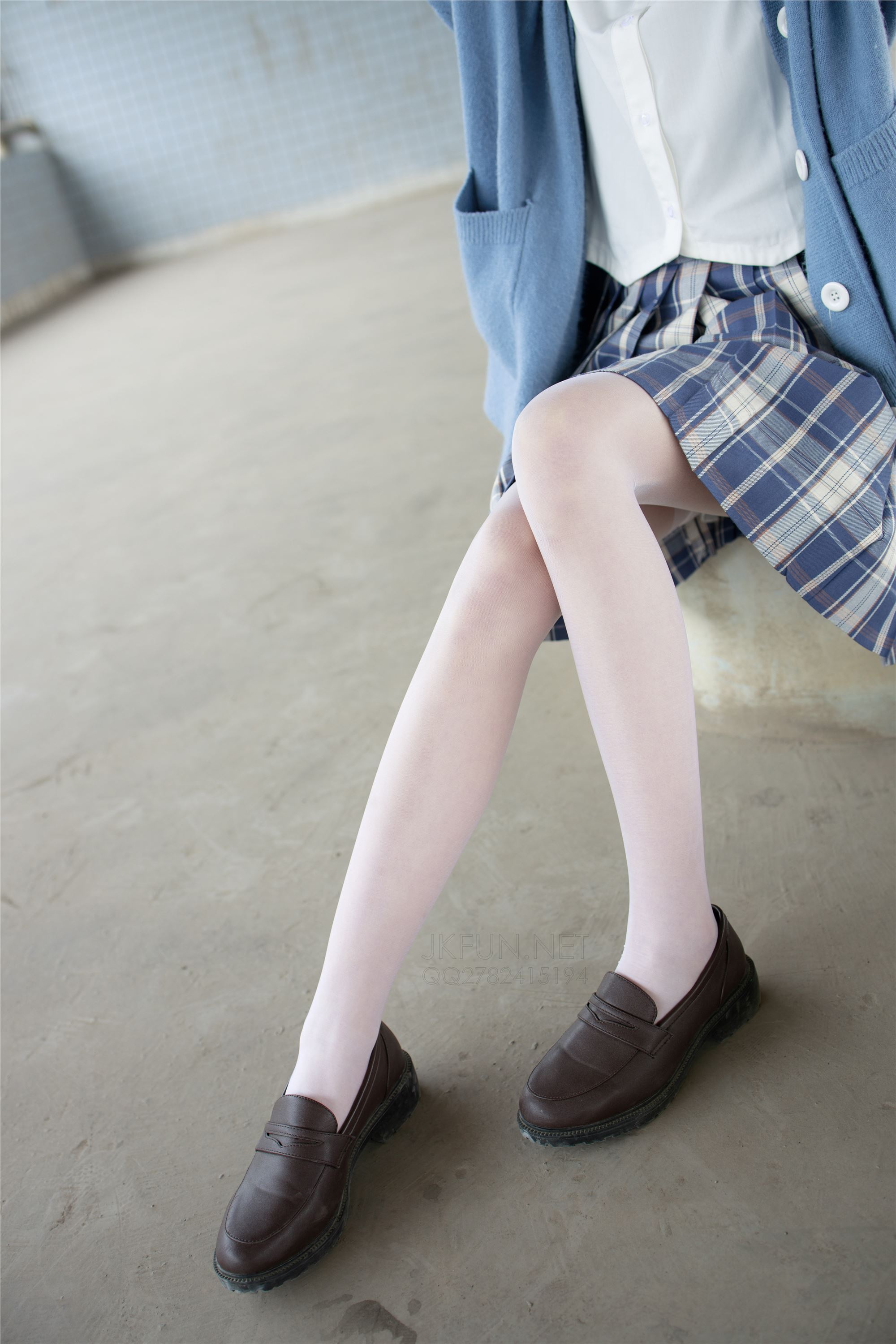 [森萝财团]萝莉丝足写真 JKFUN-003 甜米 春游