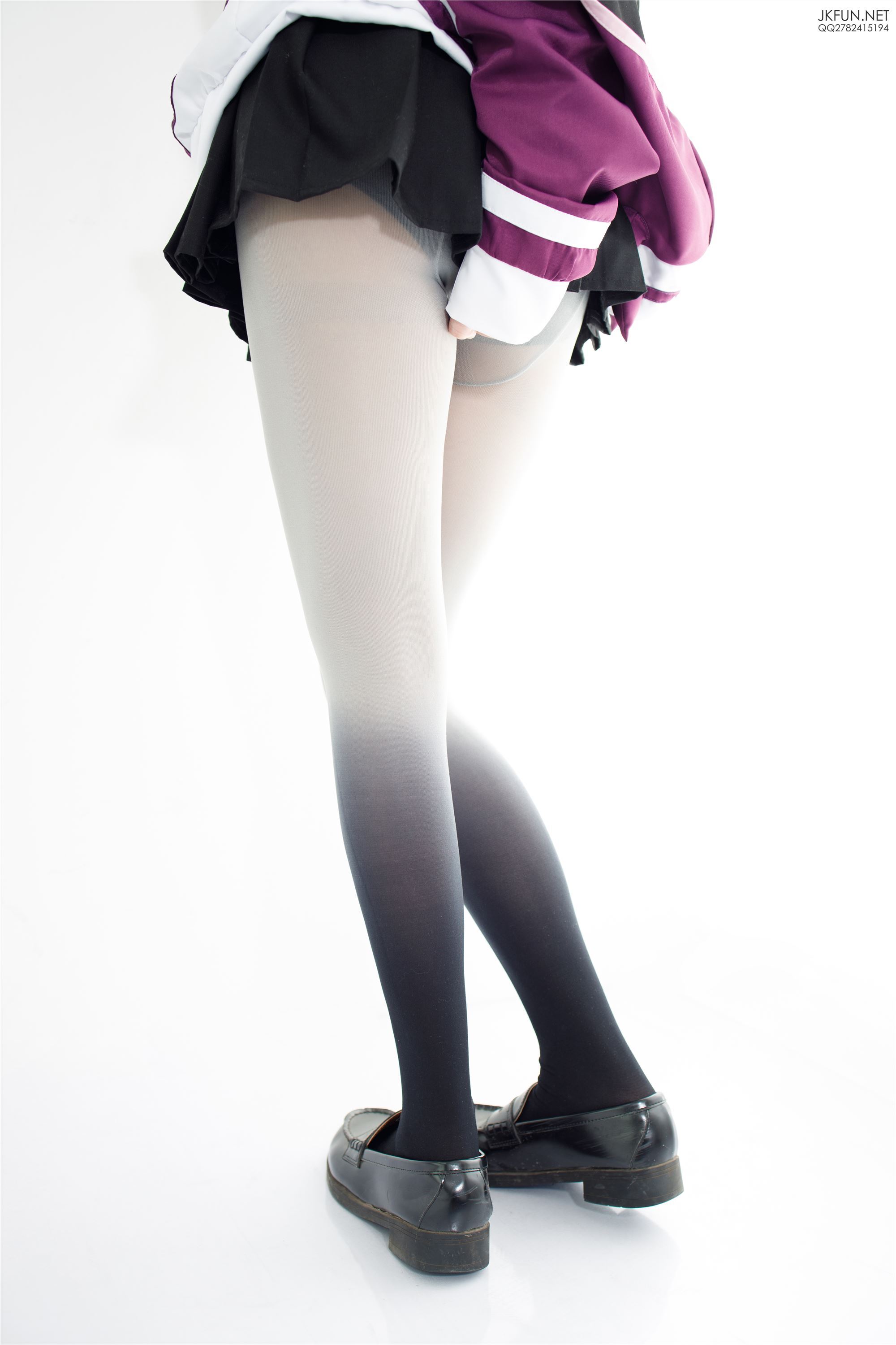 [森萝财团]萝莉丝足写真 JKFUN-004 雪晴 CosPlayer