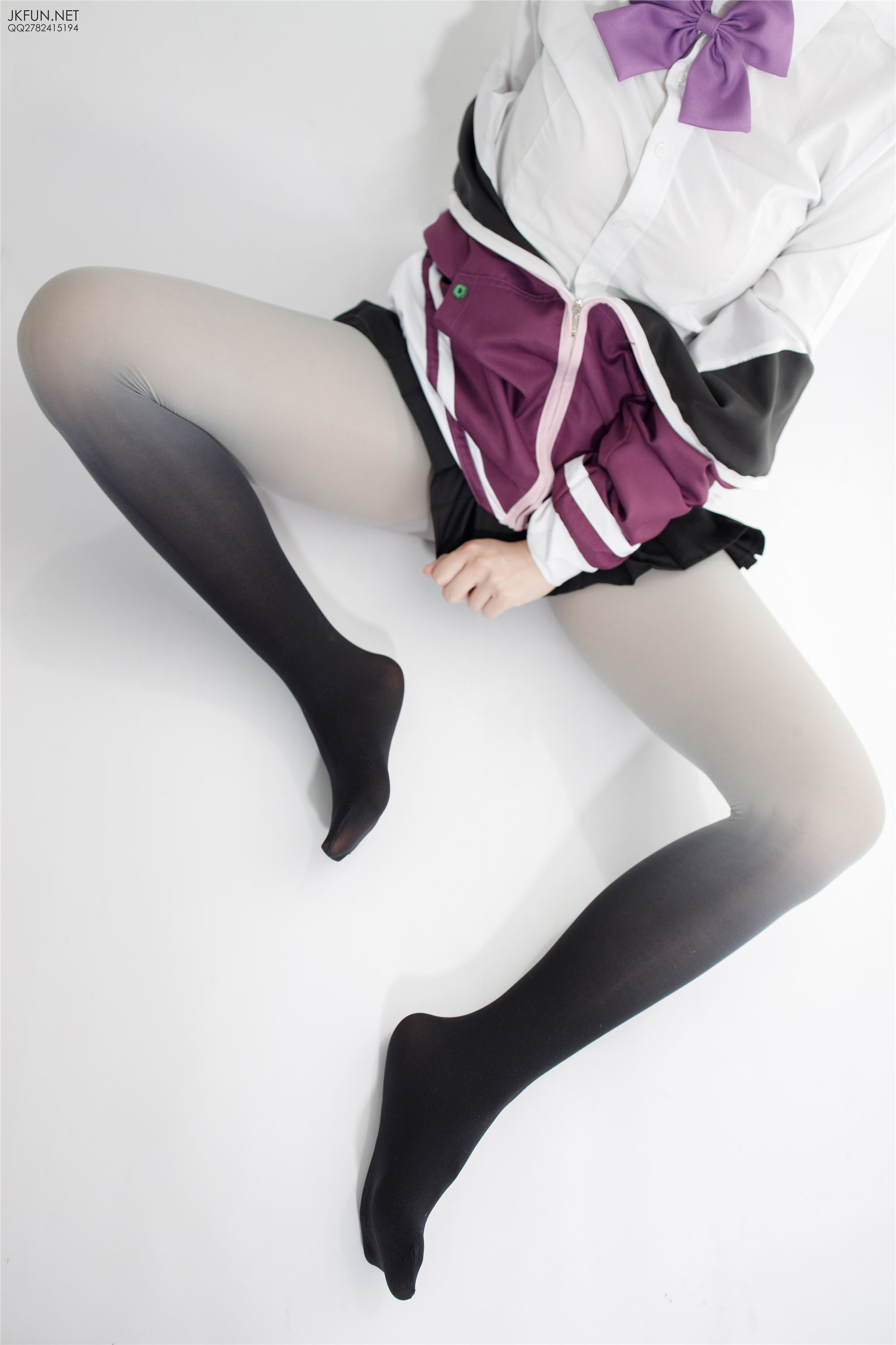 [森萝财团]萝莉丝足写真 JKFUN-004 雪晴 CosPlayer