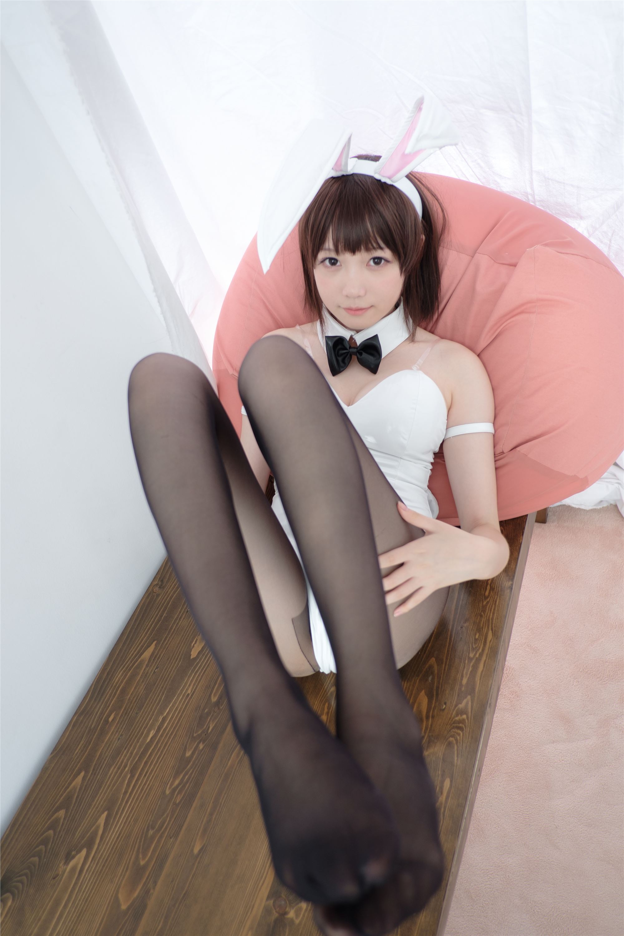 [森萝财团]萝莉丝足写真 LOVEPLUS-001