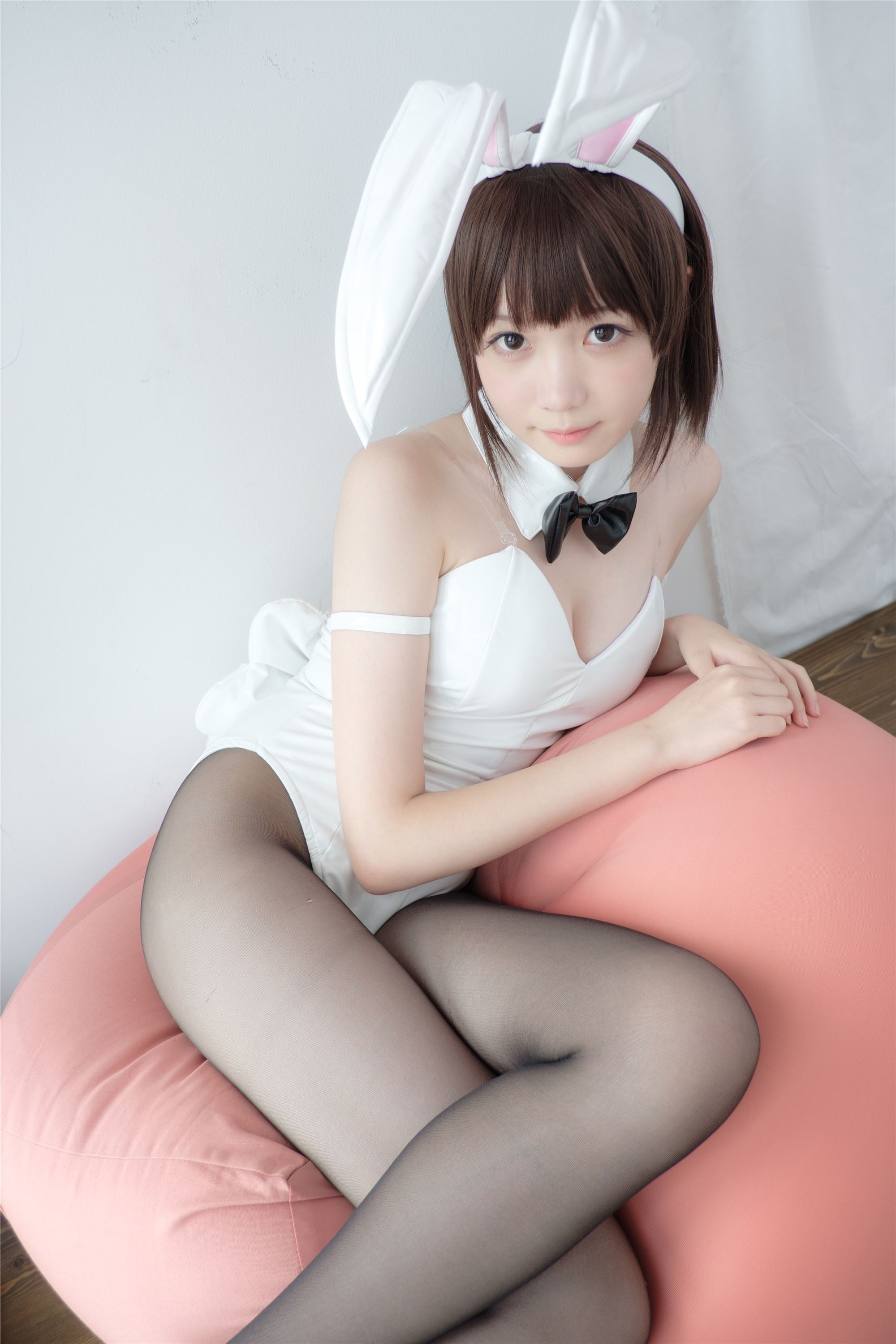 [森萝财团]萝莉丝足写真 LOVEPLUS-001