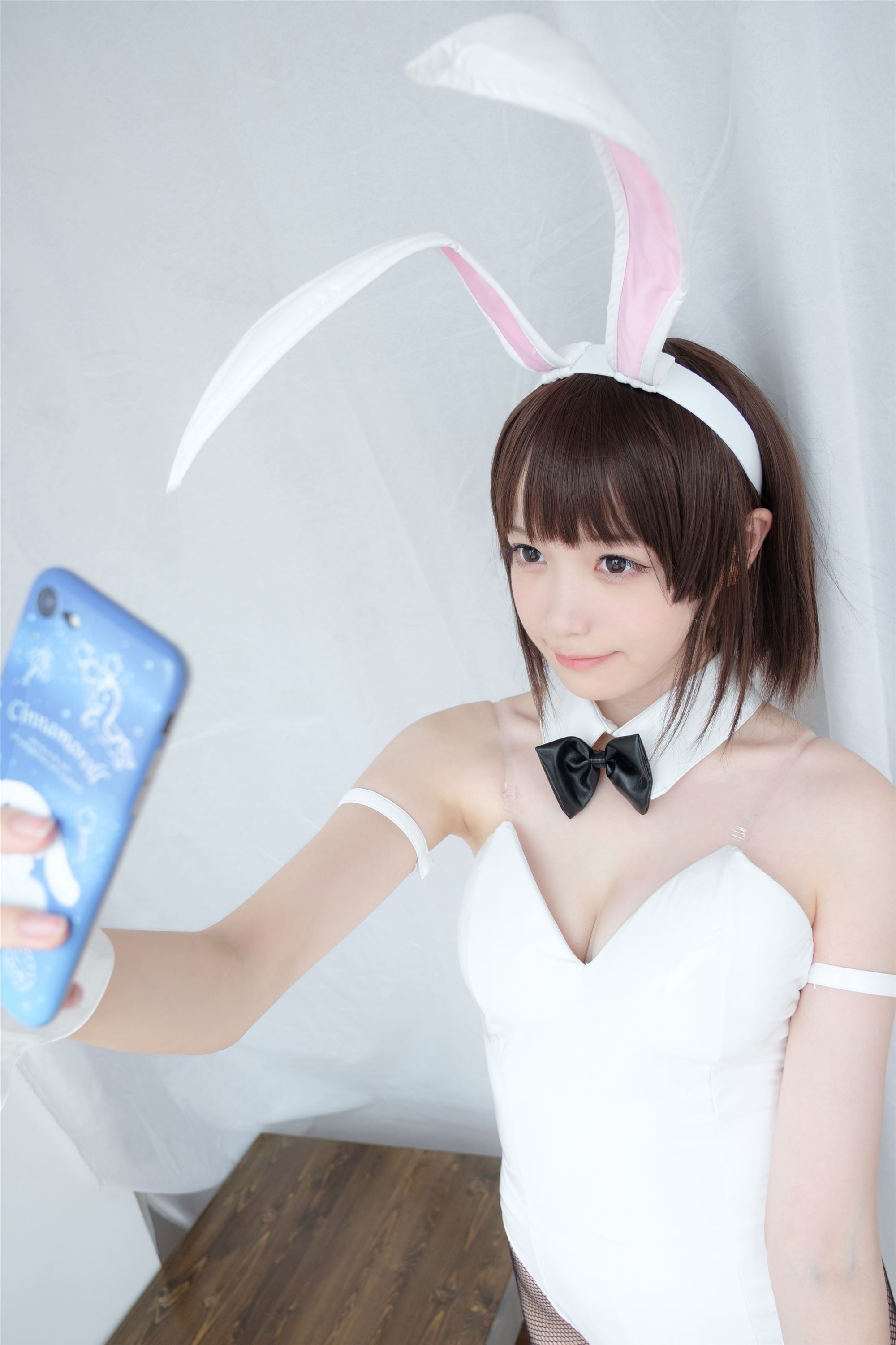 [森萝财团]萝莉丝足写真 LOVEPLUS-001