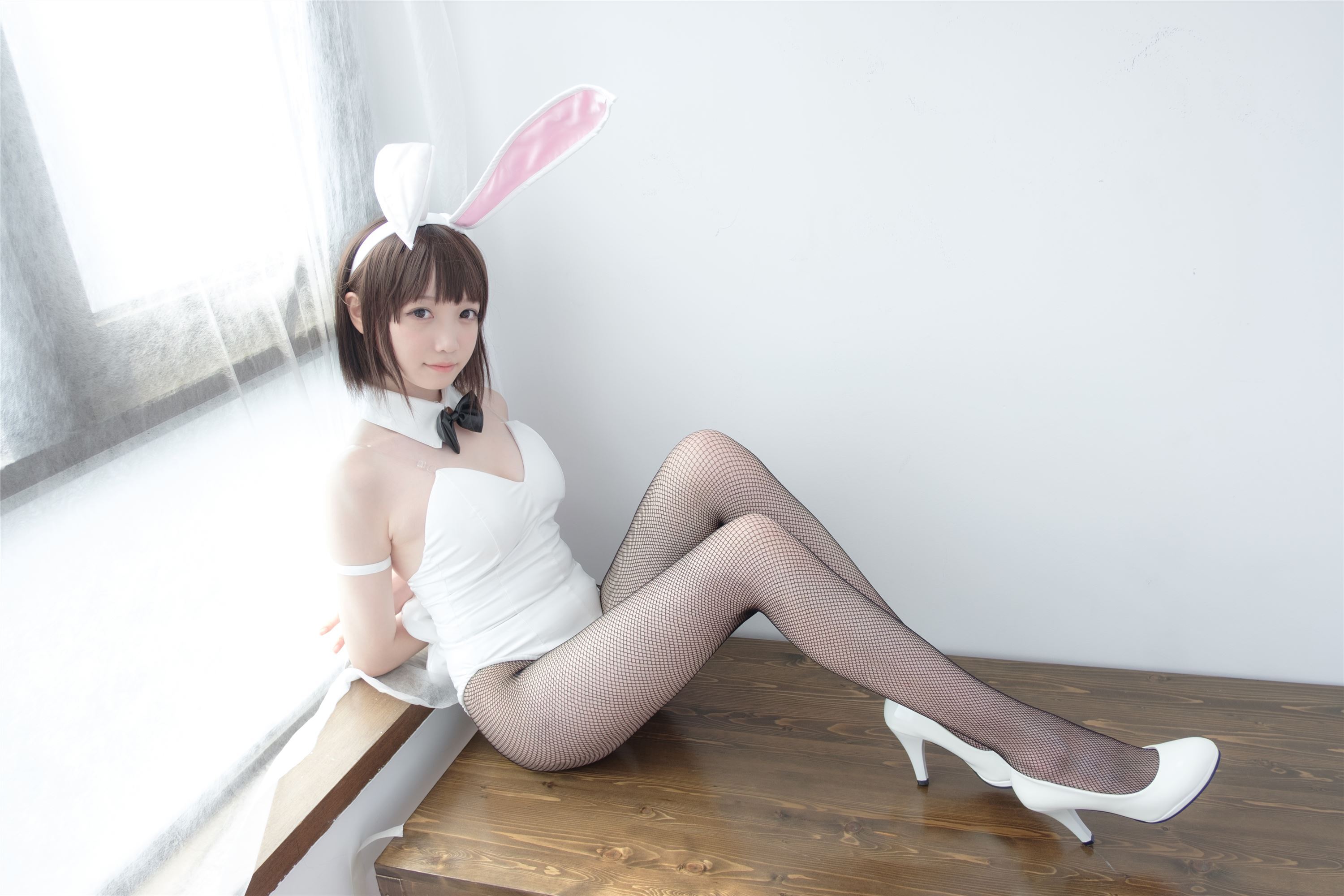 [森萝财团]萝莉丝足写真 LOVEPLUS-001